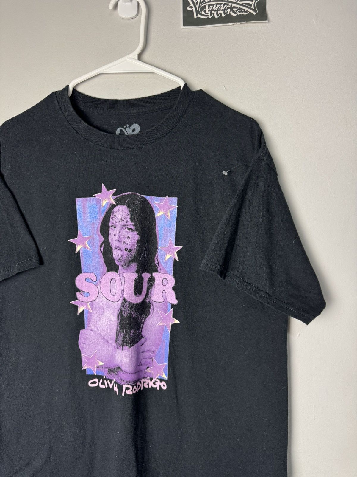 Band Tees Olivia Rodrigo - Sour Tee Size US L / EU 52-54 / 3 - 2 Thumbnail