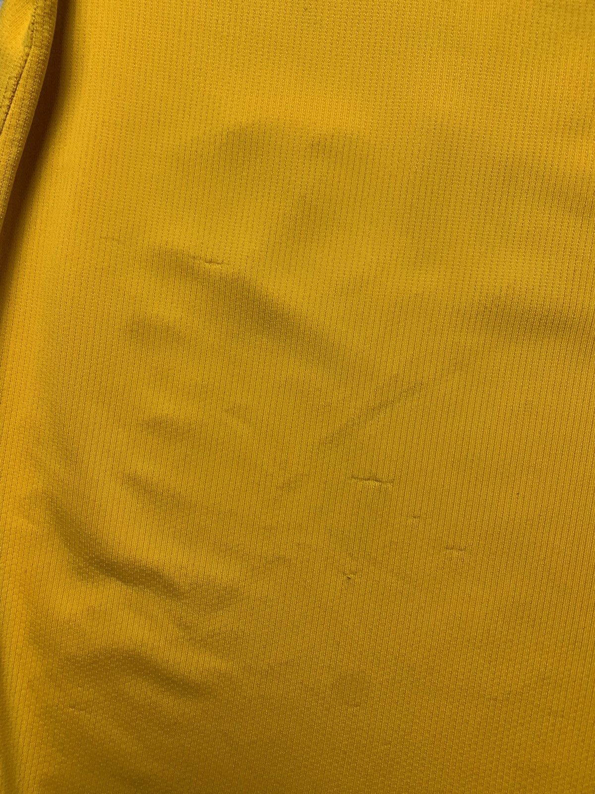 Nike × Vintage Vintage Arsenal soccer jersey Nike yellow size M Size US M / EU 48-50 / 2 - 12 Thumbnail