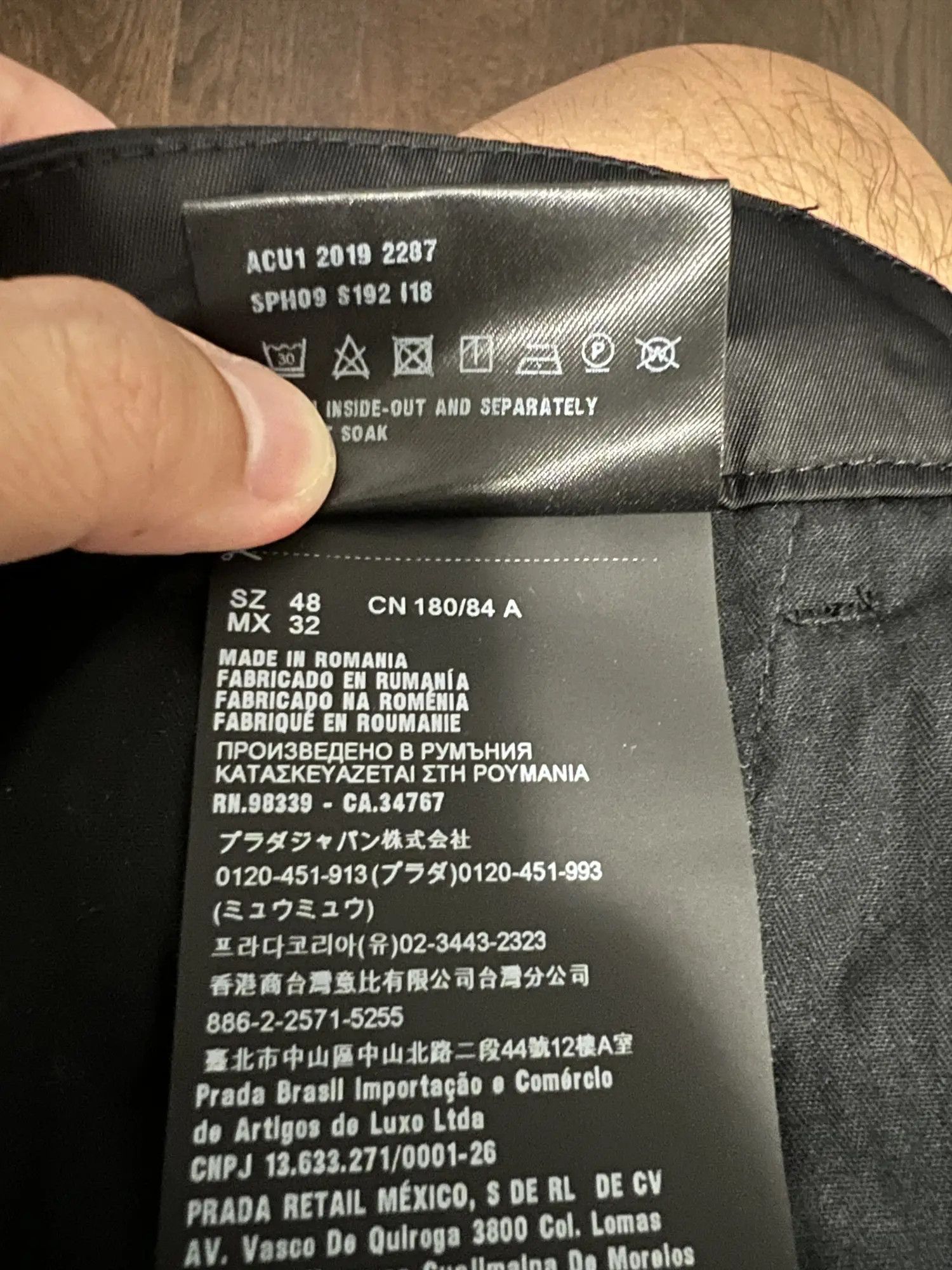 Prada Prada Nylon Pants Size US 32 / EU 48 - 5 Thumbnail