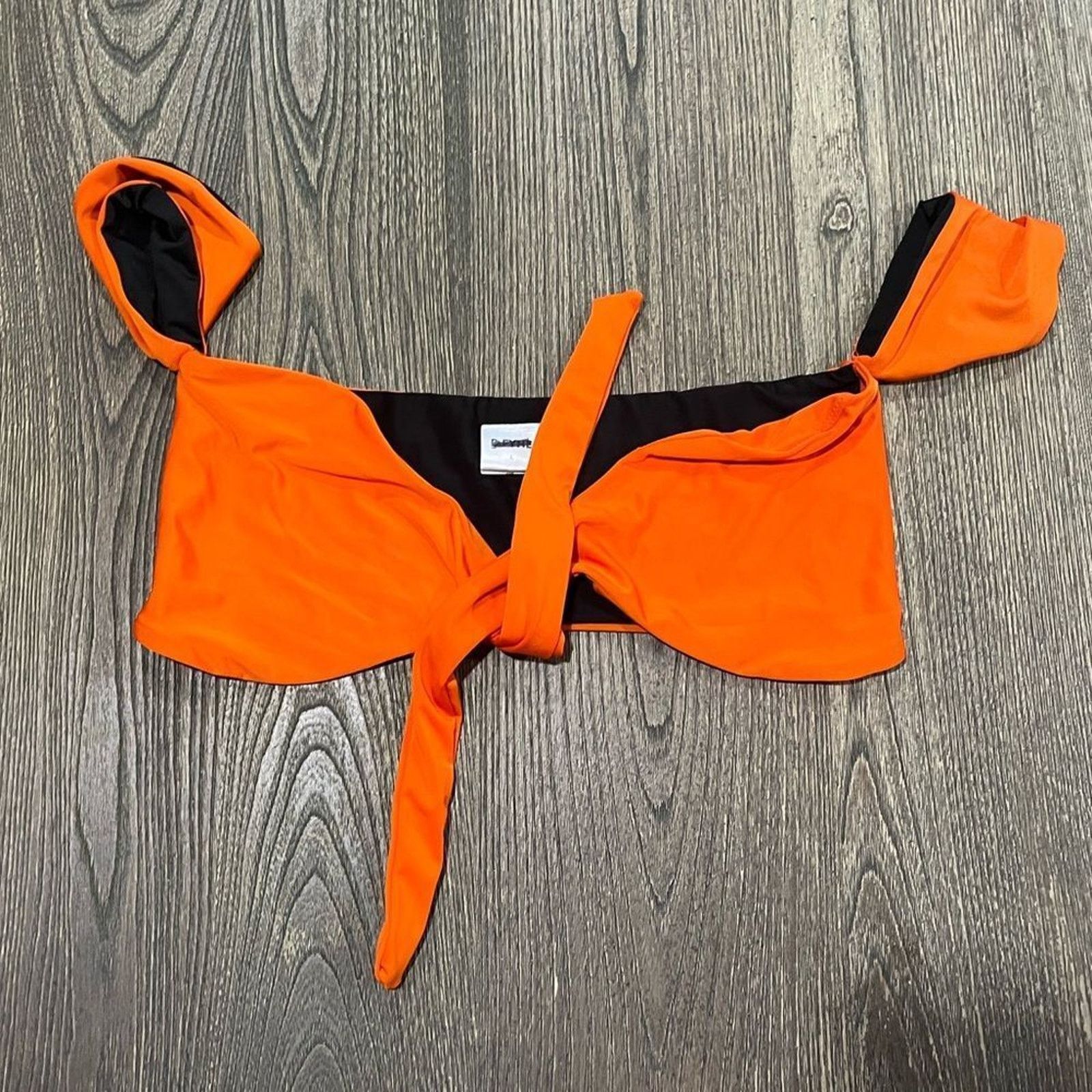 Vintage NWOT B Fyne Swim Top Tie Front Off The Shoulder Non Size L Size ONE SIZE - 1 Thumbnail