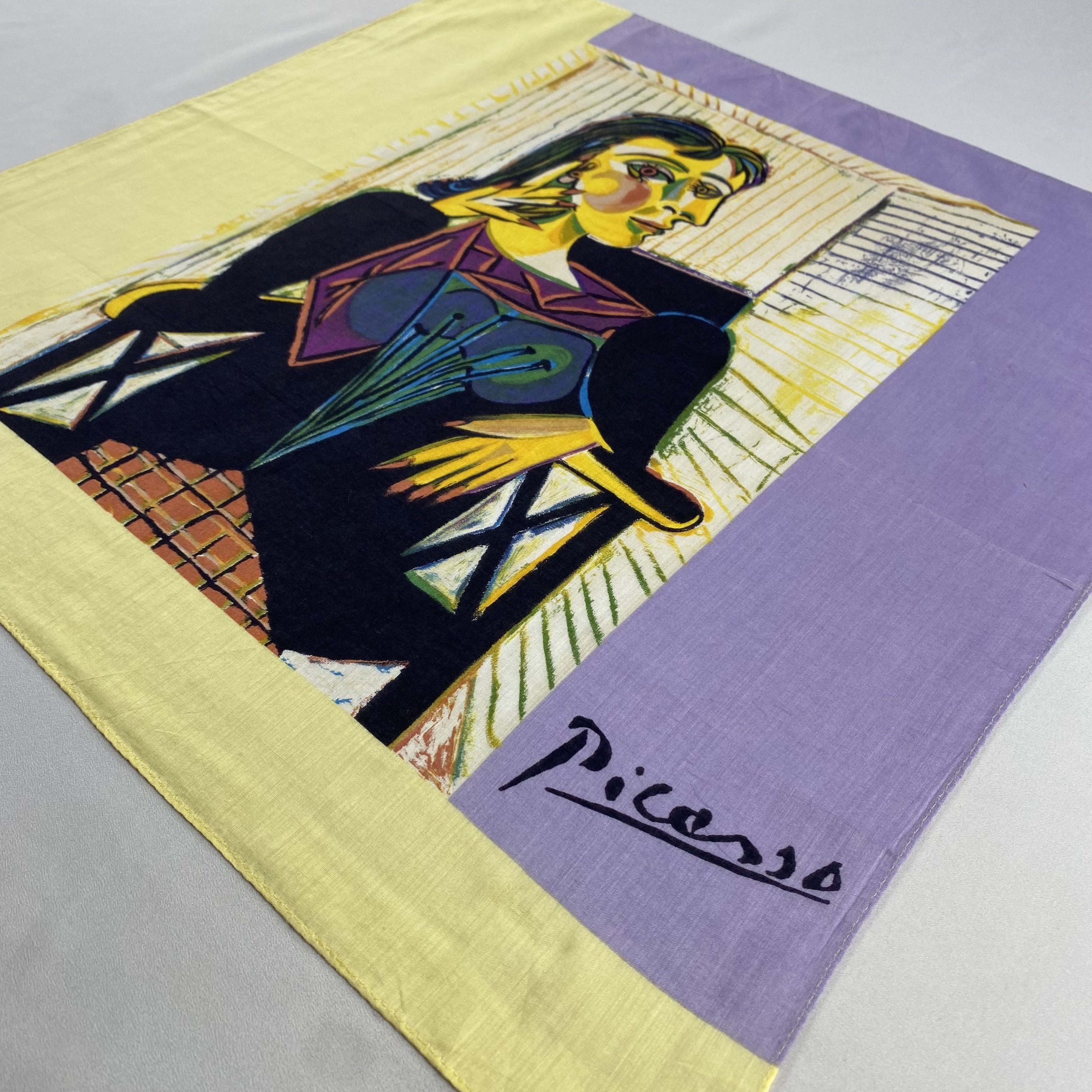 Vintage Picasso Bandana/ Handkerchief / Neckerchief-P1696 Size ONE SIZE - 2 Thumbnail