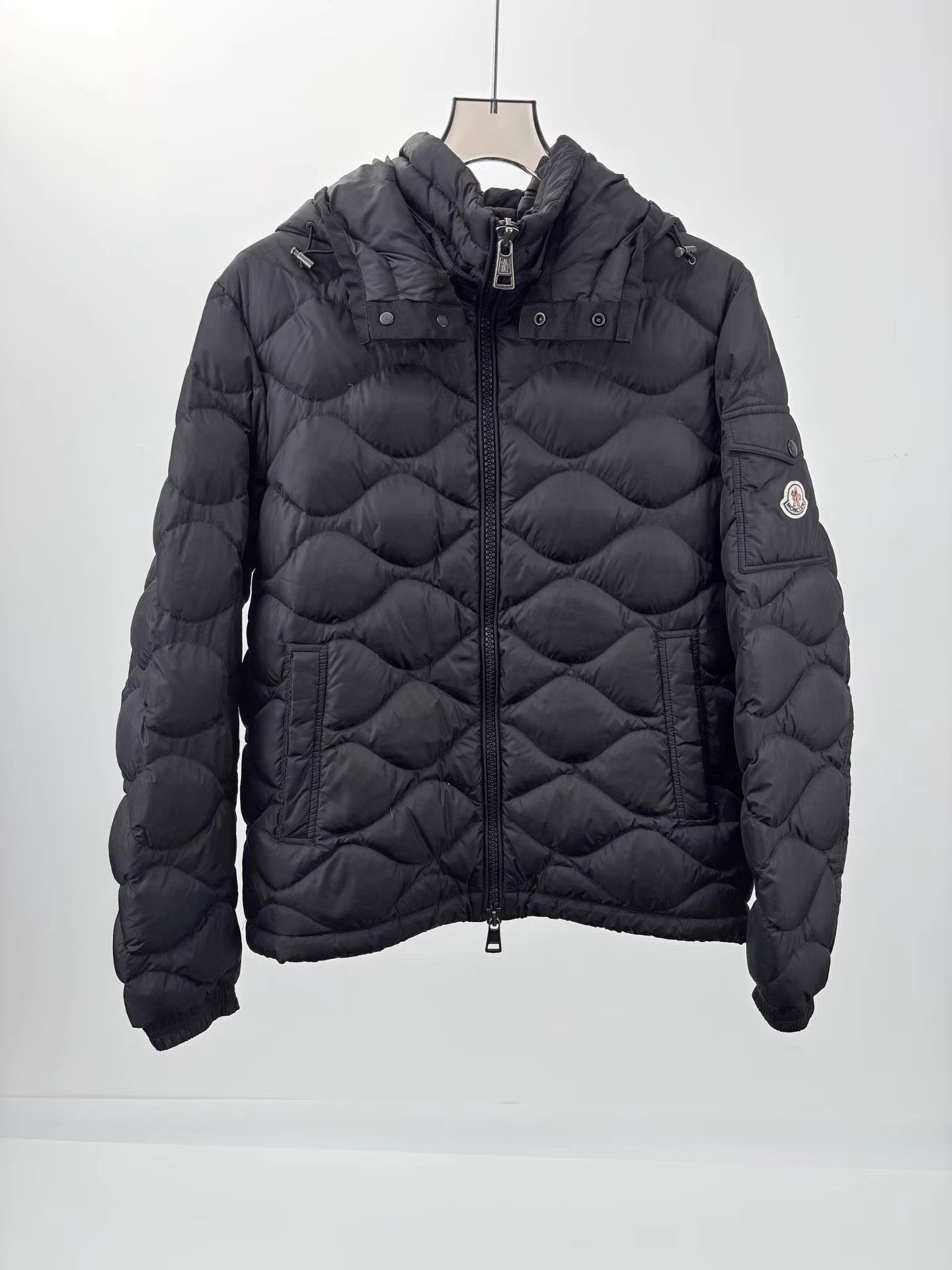 Moncler Black Quilted Puffer Jacket with Hood Size US L / EU 52-54 / 3 - 1 Thumbnail