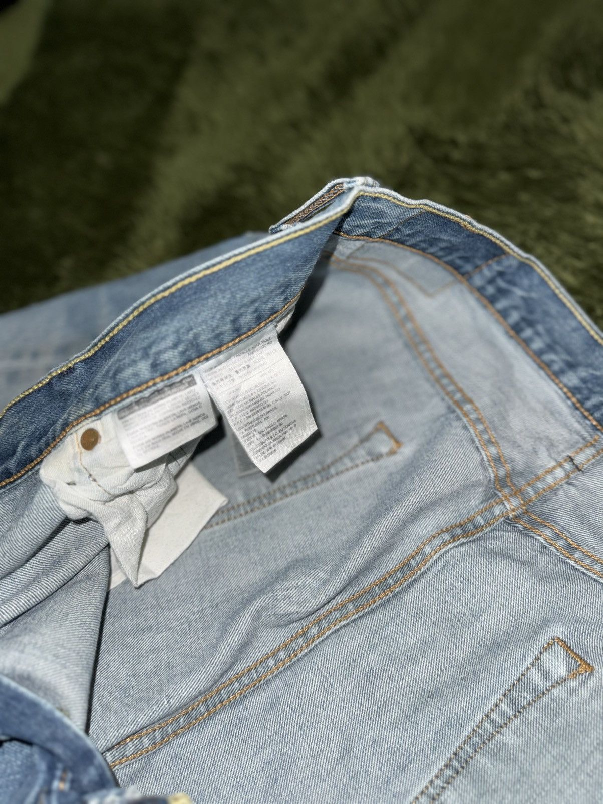 Levi's [W36/L32] Levi’s 501 Blank Tab Vintage Washed Denim Pants Size US 36 / EU 52 - 4 Thumbnail