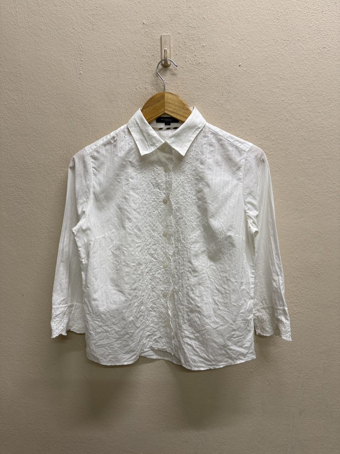 Burberry Burberry London White Broderie Anglaise Embroidered Shirt Size S / US 4 / IT 40 - 20 Thumbnail
