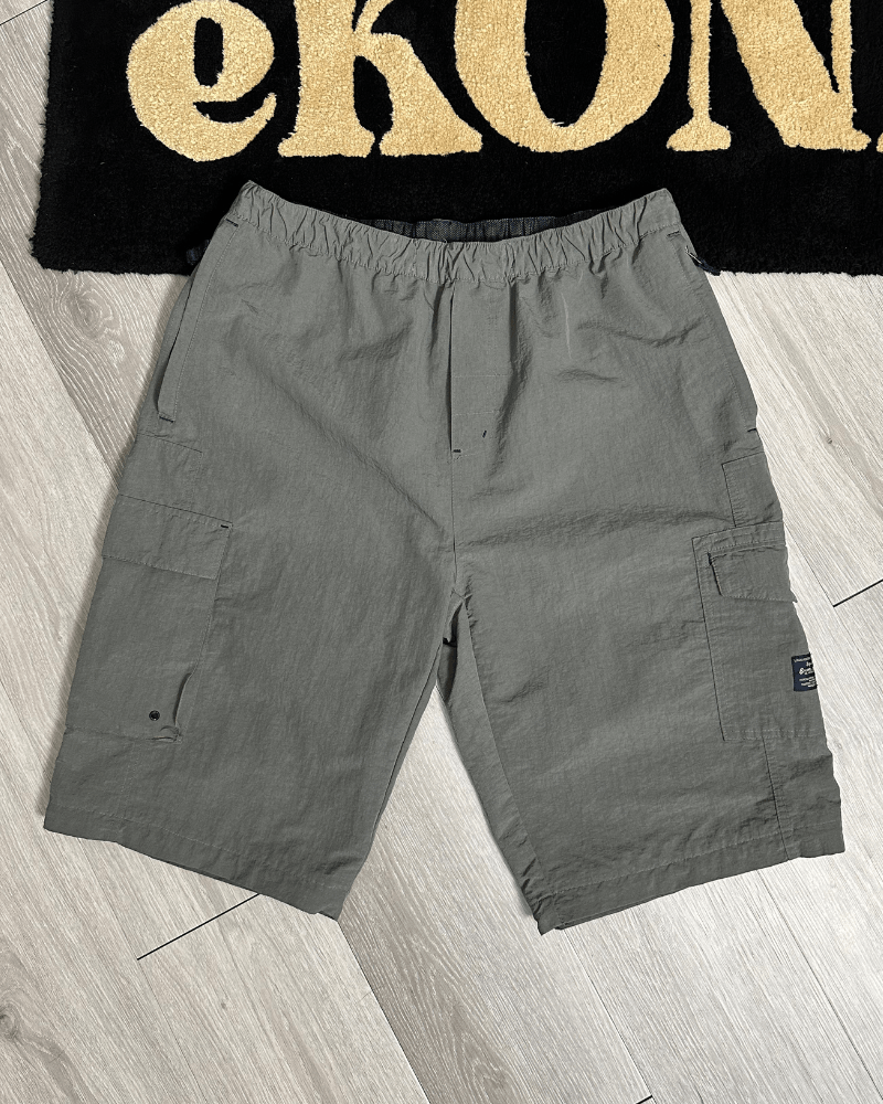 B.U.M Equipment × Vintage Vintage B.U.M. Equipment Baggy Nylon Cargo Shorts - Large Size US 34 / EU 50 - 1 Thumbnail