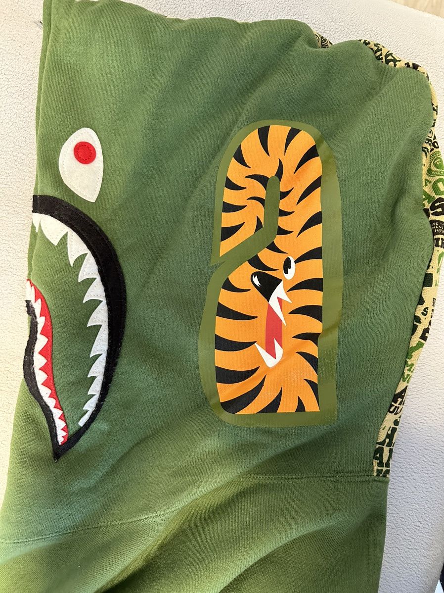 Bape Bape XXV Cities Camo Shark Full Zip Hoodie Size US XXL / EU 58 / 5 - 5 Thumbnail