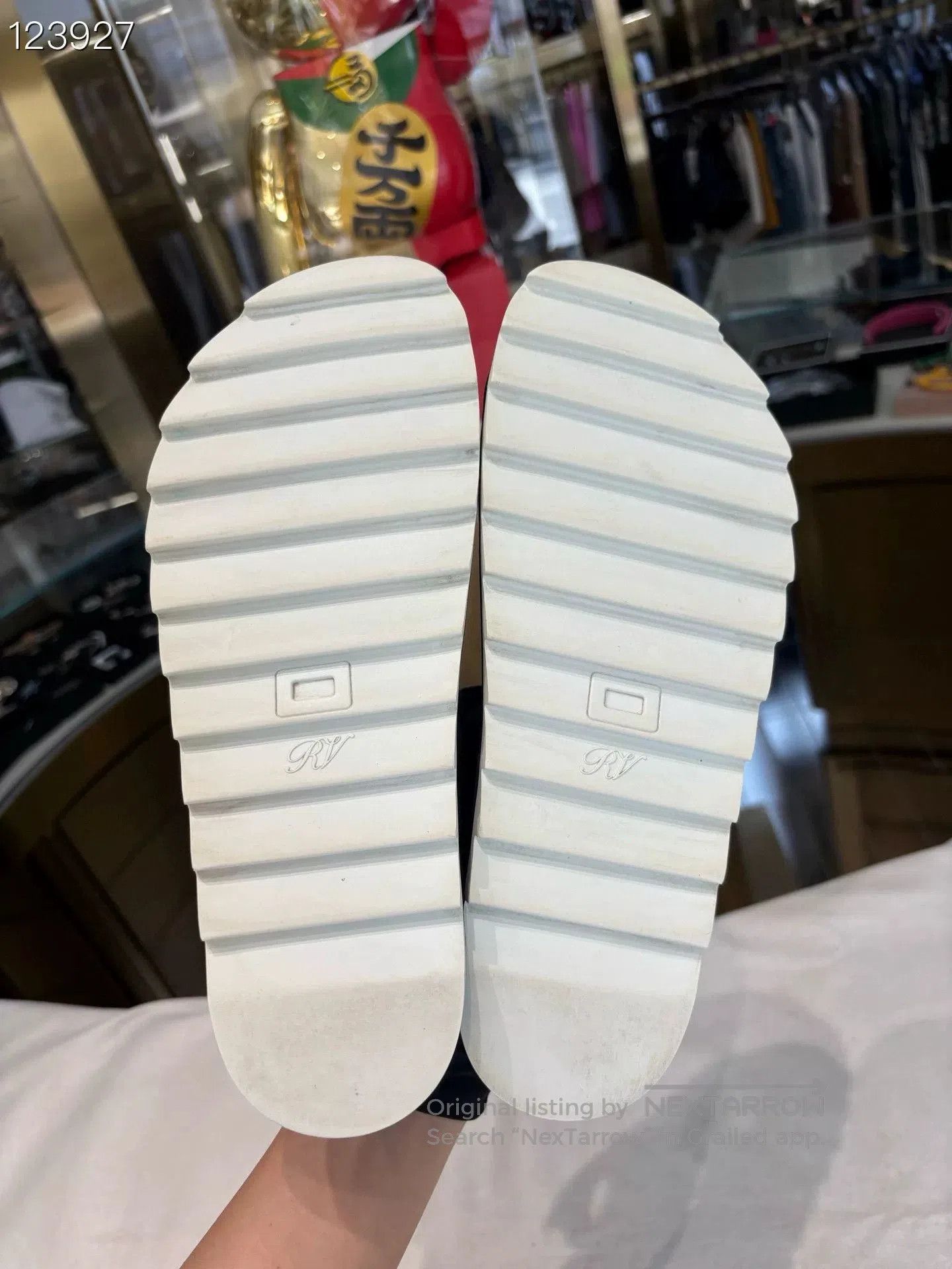 Roger Vivier Roger Vivier Women's Sandals. Size US 7 / IT 37 - 6 Thumbnail