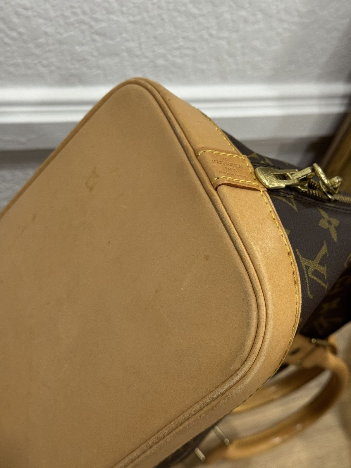 Louis Vuitton Louis Vuitton Alma PM Monogram Handbag Size ONE SIZE - 9 Thumbnail