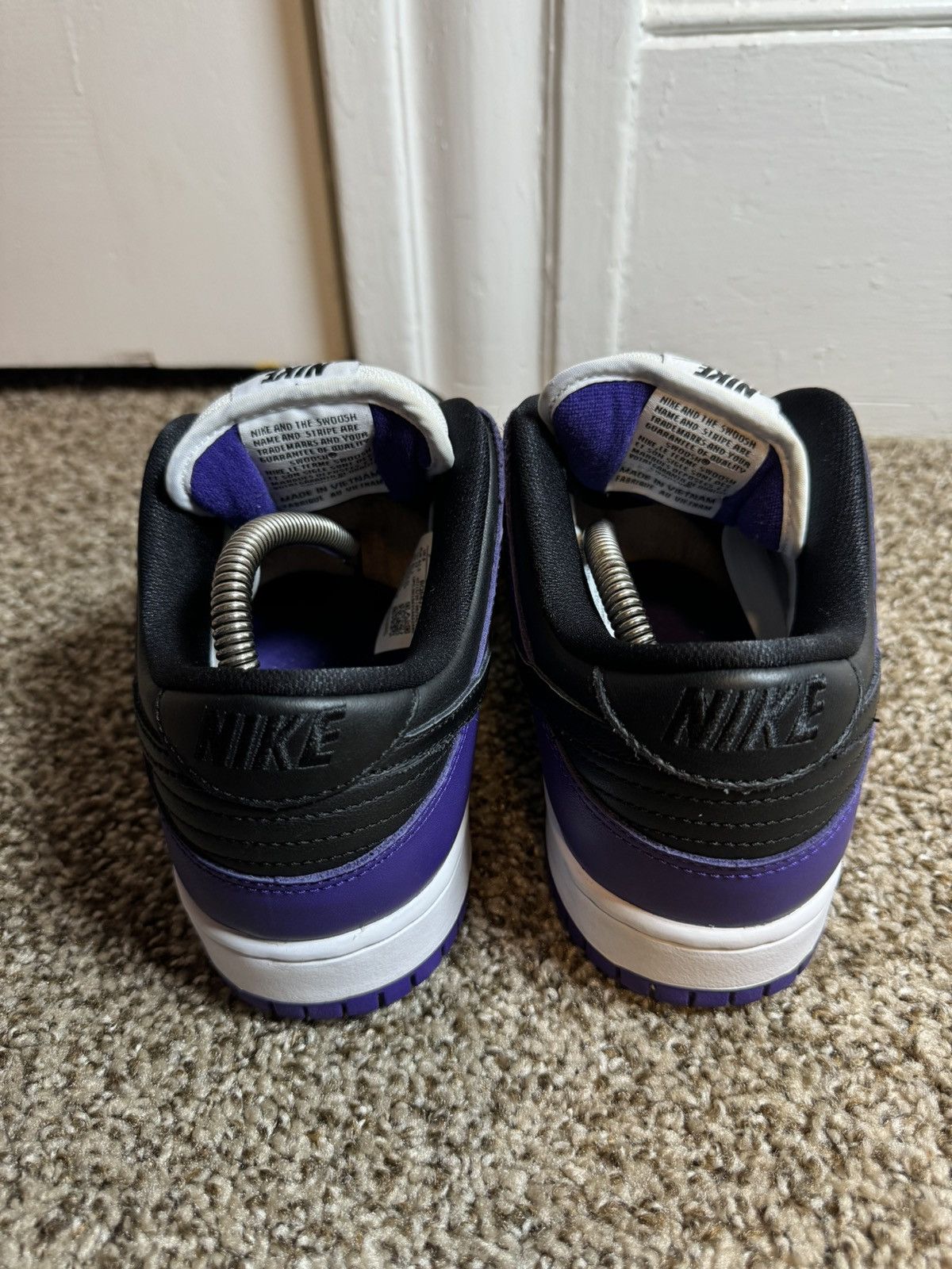 Nike Nike SB Dunk Low Court Purple 2020 Size 9 Men Authentic Size US 9 / EU 42 - 4 Thumbnail