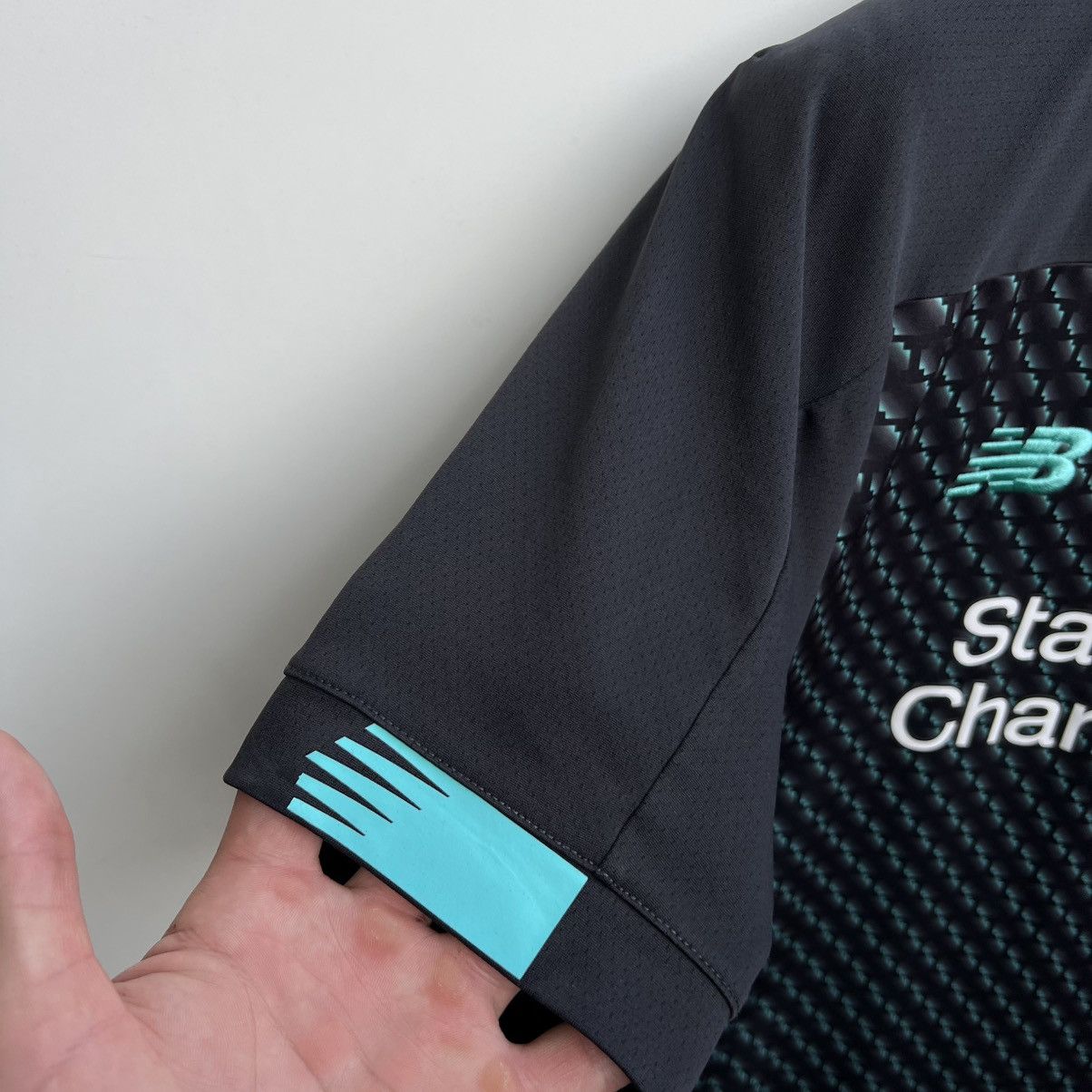 New Balance Liveprool 2019/2020 New Balance Football Shirt Soccer Jersey Size US XXL / EU 58 / 5 - 5 Thumbnail