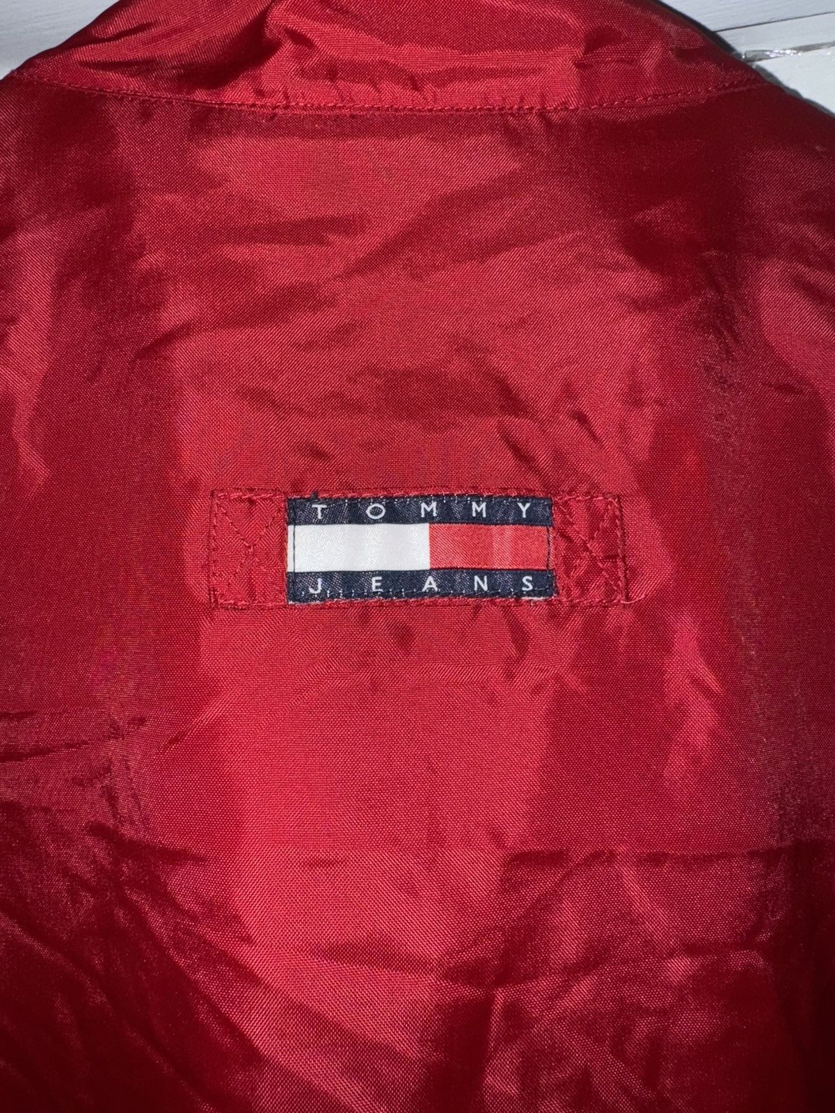 Tommy Hilfiger Tommy Hilfiger Windbreaker Sports Jacket Size US XL / EU 56 / 4 - 4 Thumbnail