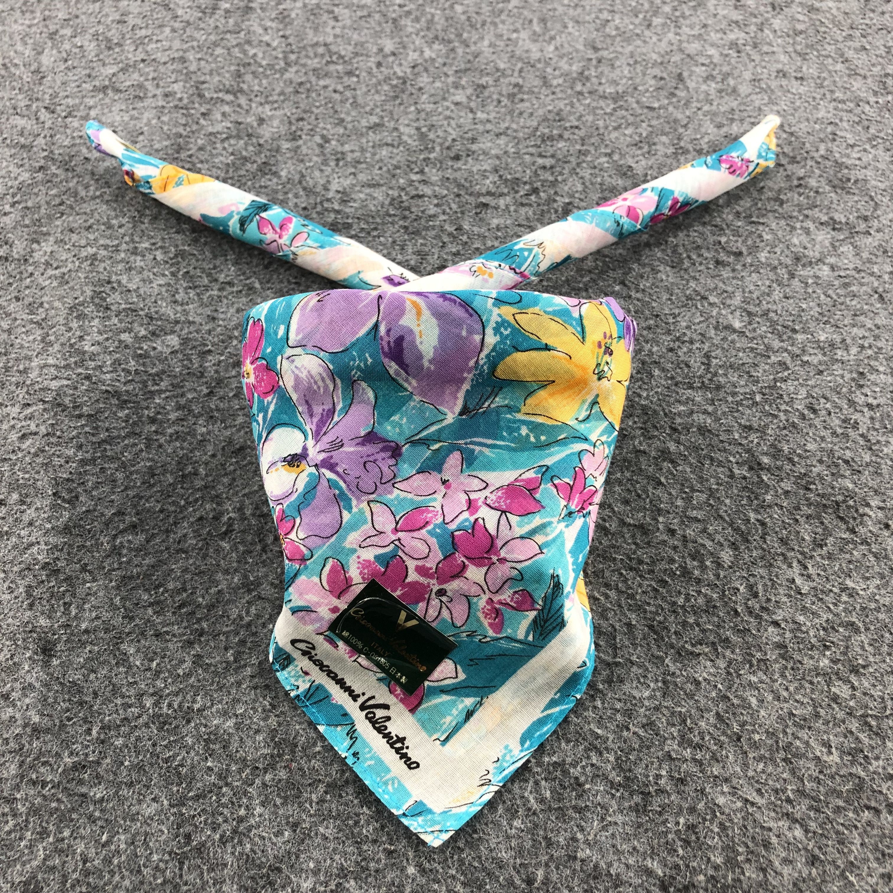 Giovanni Valentino Giovanni Valentino Handkerchief Neckerchief Bandana H1326 Size ONE SIZE - 1 Thumbnail