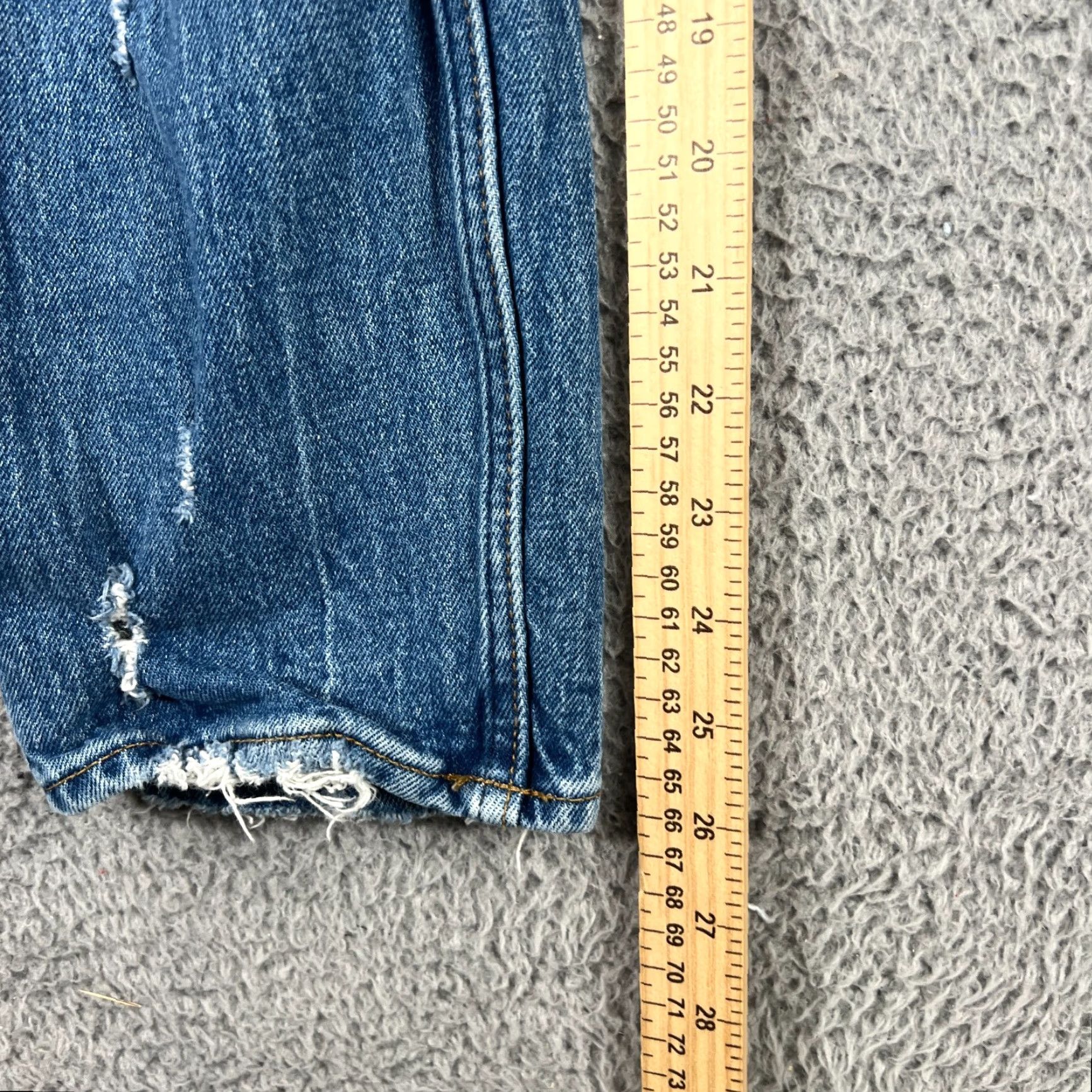 Abercrombie & Fitch Abercrombie & Fitch Mom High Rise Curve Love Jeans Size 27/4 R Blue Women Size 27" / US 4 / IT 40 - 6 Thumbnail
