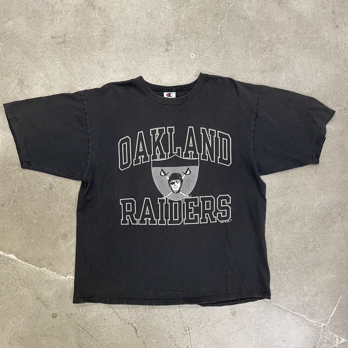 Vintage Oakland Raiders Vintage Champion Tee 1994 Big Logo Nfl Y2k 