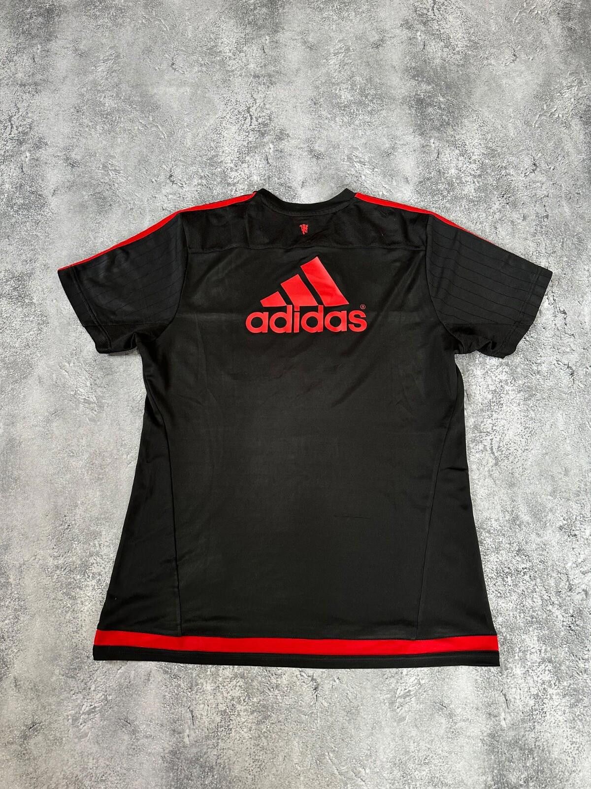Adidas Manchester United 2015/16 Training Football Shirt Jersey Size US M / EU 48-50 / 2 - 6 Thumbnail
