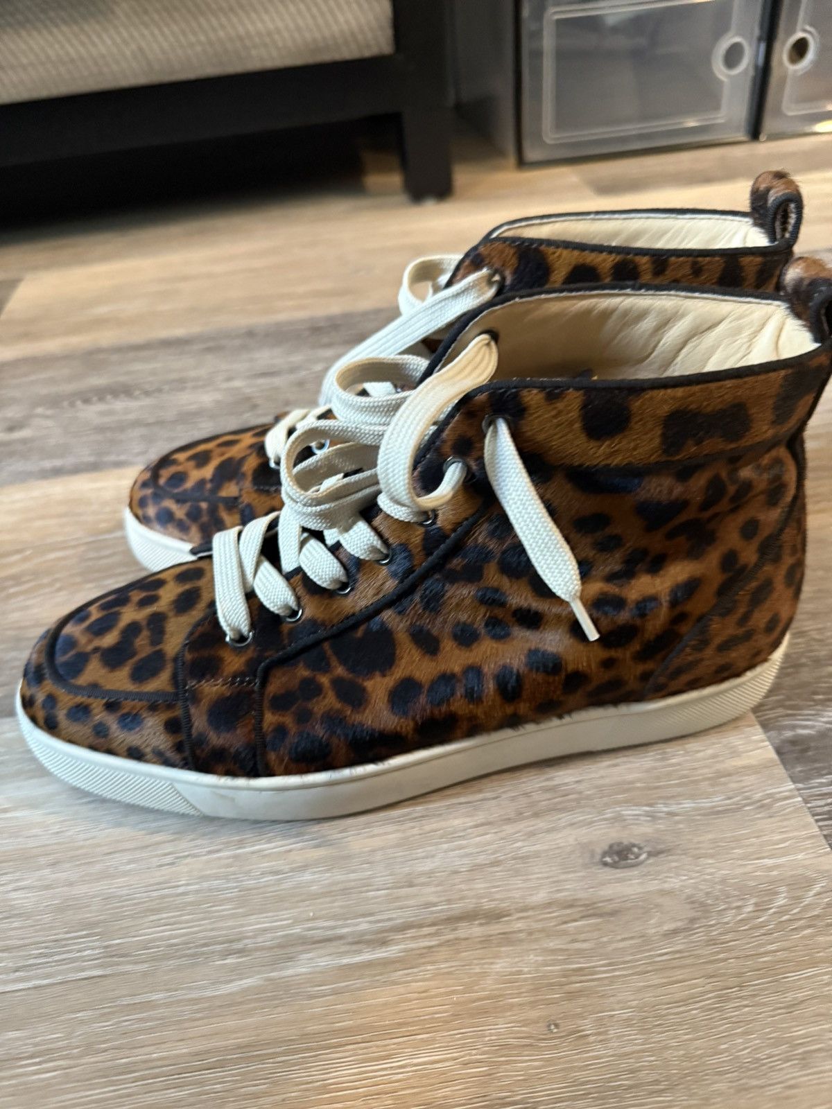 Christian Louboutin Christian louboutin pony hair rantus sneaker Size US 9 / EU 42 - 4 Thumbnail