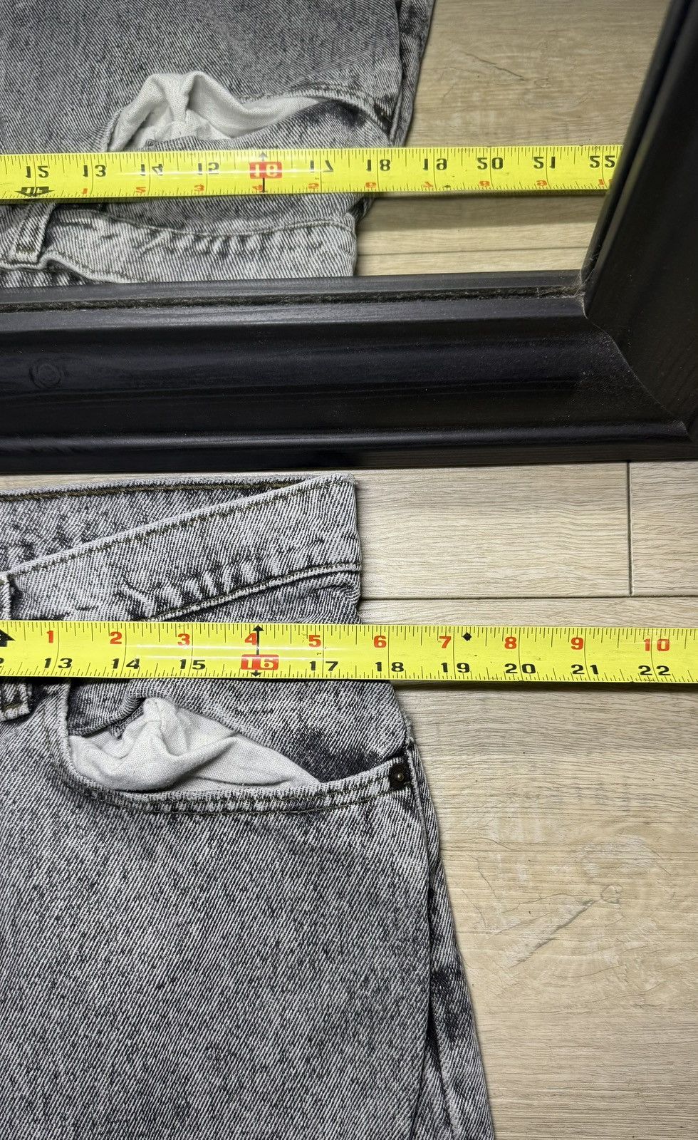 Levi's Vintage 1990s Levi’s 550 38 x 30 Black Acid Wash Denim Jeans Size US 38 / EU 54 - 4 Thumbnail
