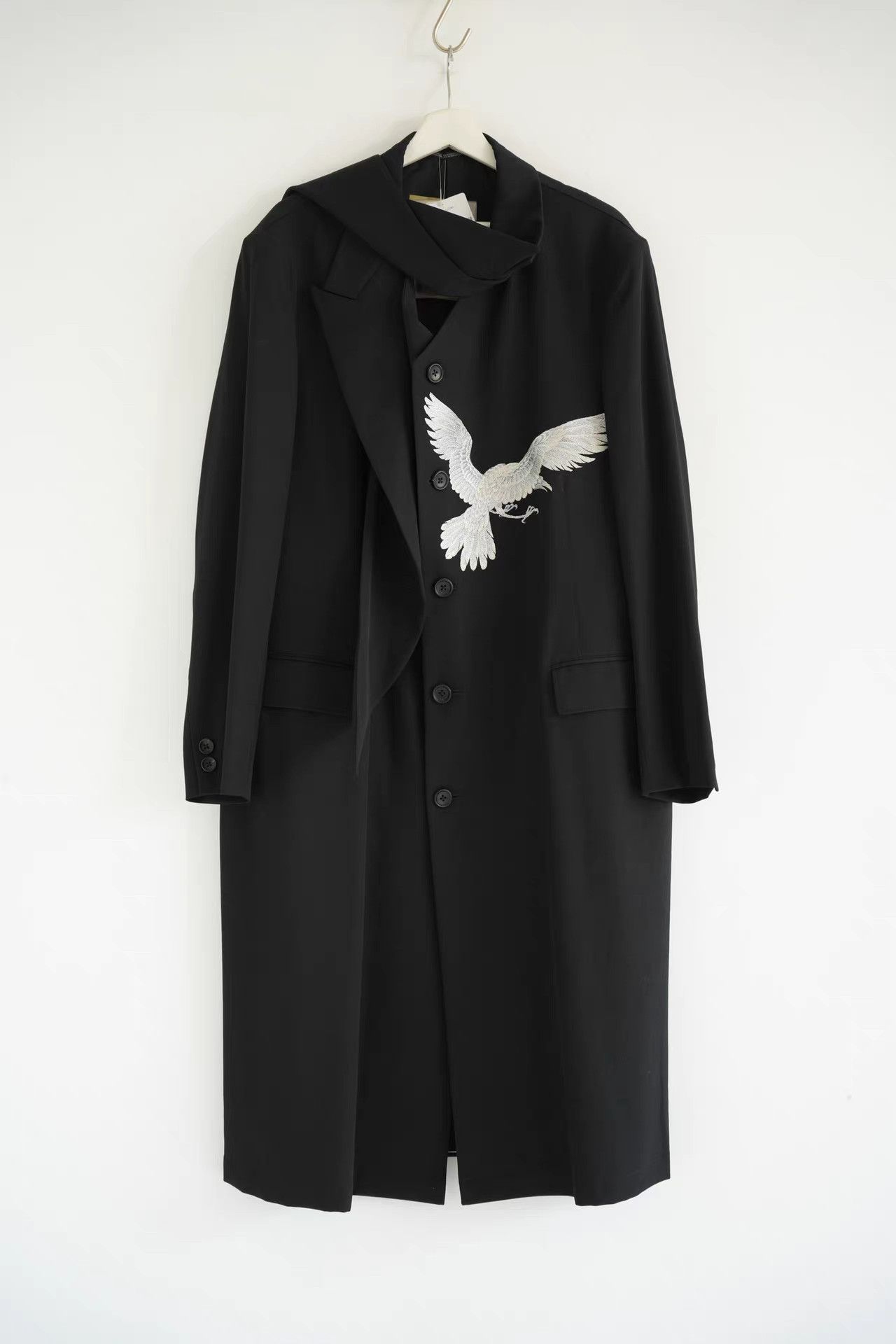 Yohji Yamamoto Yohji Yamamoto White Crow Embroidered Double Layer Coat K4 Size US M / EU 48-50 / 2 - 1 Thumbnail