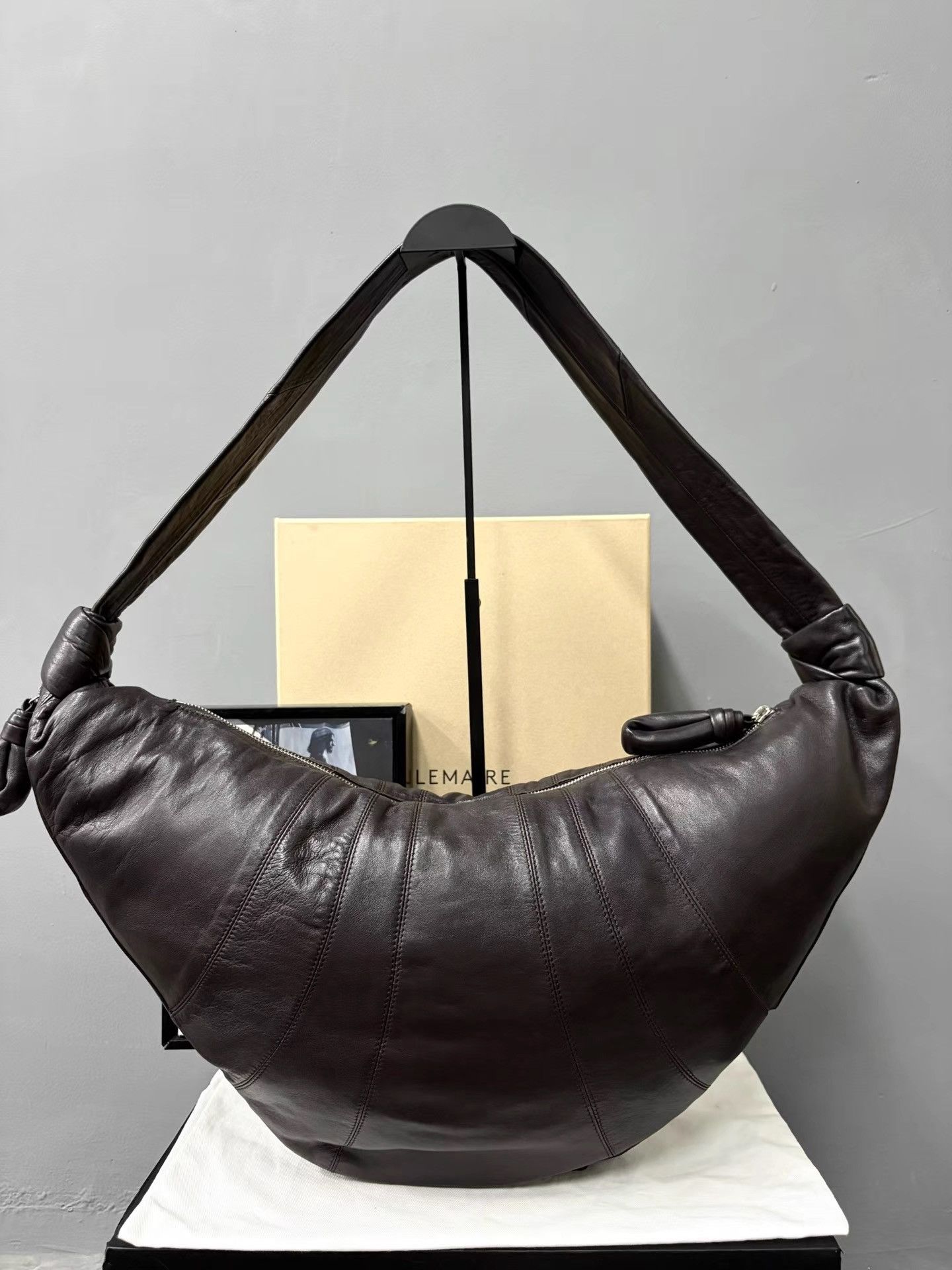 Lemaire Lemaire Large Dark Chocolate Lambskin Croissant Bag K34 Size ONE SIZE - 1 Thumbnail