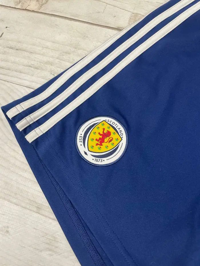Adidas Adidas Scotland 2017 2019 #19 Home Shirt And Shorts Jersey Size US M / EU 48-50 / 2 - 18 Thumbnail