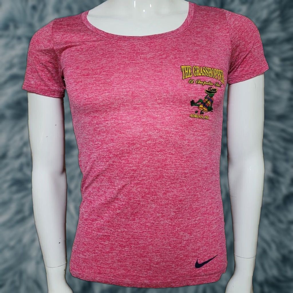 Nike Womens Nike T-Shirt XS El Chapulin Grasshopper Mexican Restaurant Red Round Neck Short Sleeve Dri-Fit Size XS / US 0-2 / IT 36-38 - 1 Thumbnail