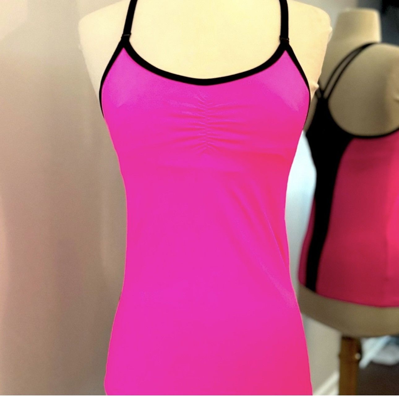Victoria's Secret Victoria’s Secret VSX Sport Very Sexy Tank Top Size XS / US 0-2 / IT 36-38 - 2 Thumbnail