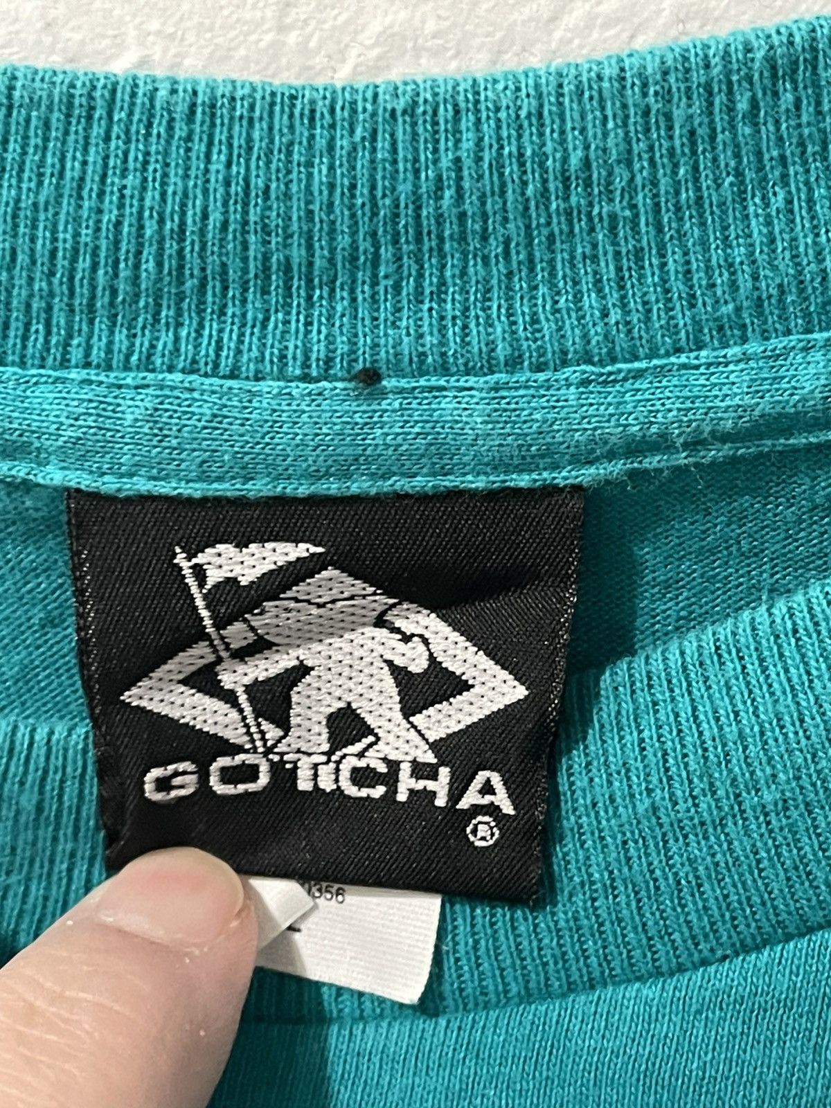 Gotcha × Vintage Vintage 90s Gotcha Surf Neon Box Logo SS Shirt Size Large Size US L / EU 52-54 / 3 - 5 Thumbnail