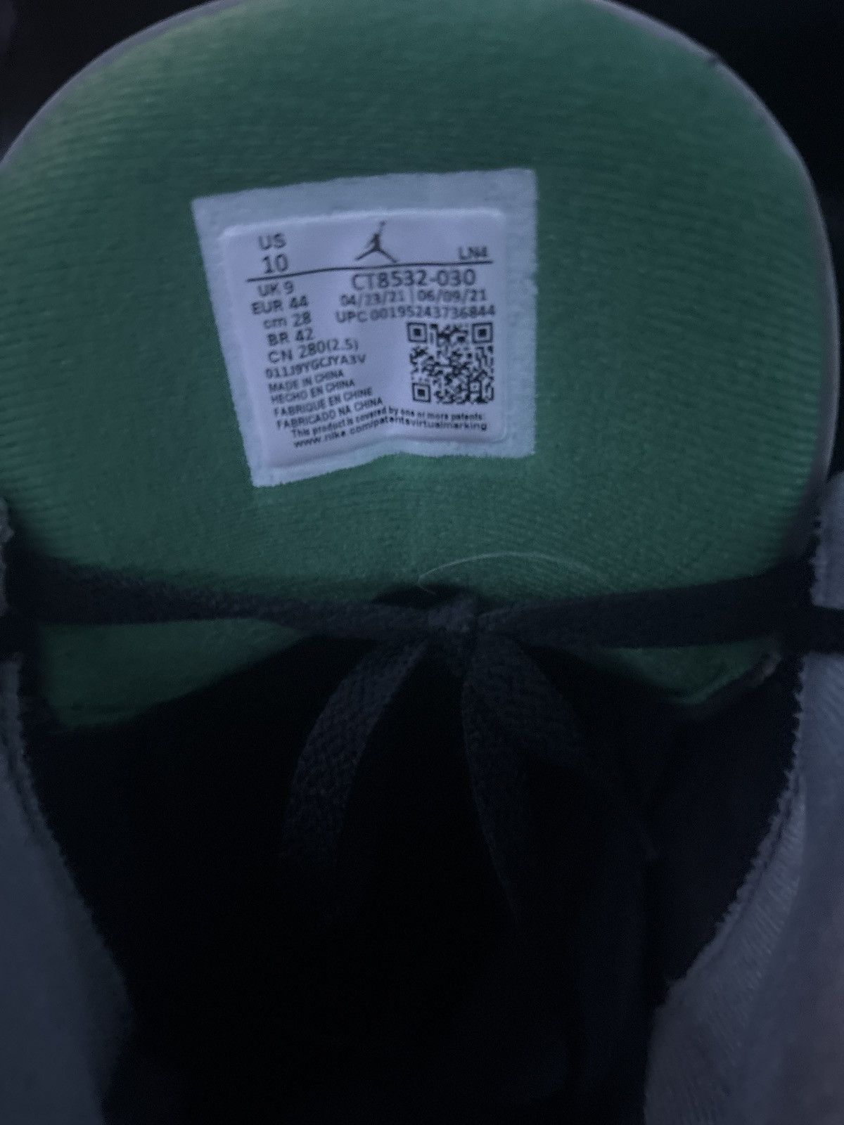 Jordan Brand Jordan 3 pine green Size US 10 / EU 43 - 6 Thumbnail