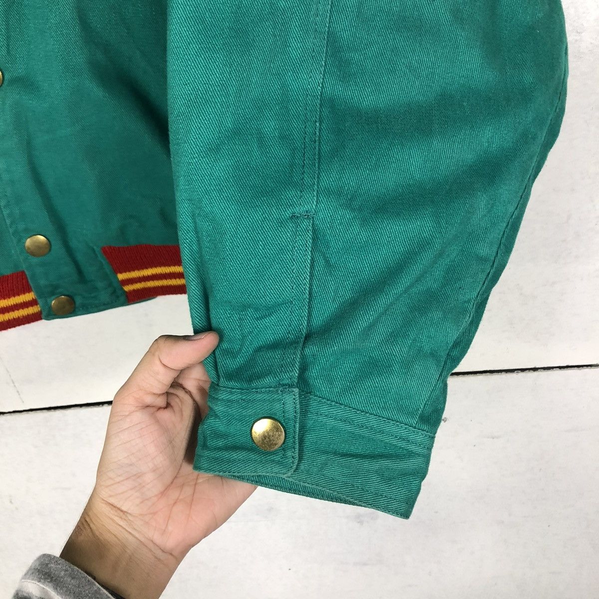 Japanese Brand 📌VINTAGE BOMBER JACKET JIRO JIRO BIG LOGO SPELL OUT Size US L / EU 52-54 / 3 - 16 Thumbnail