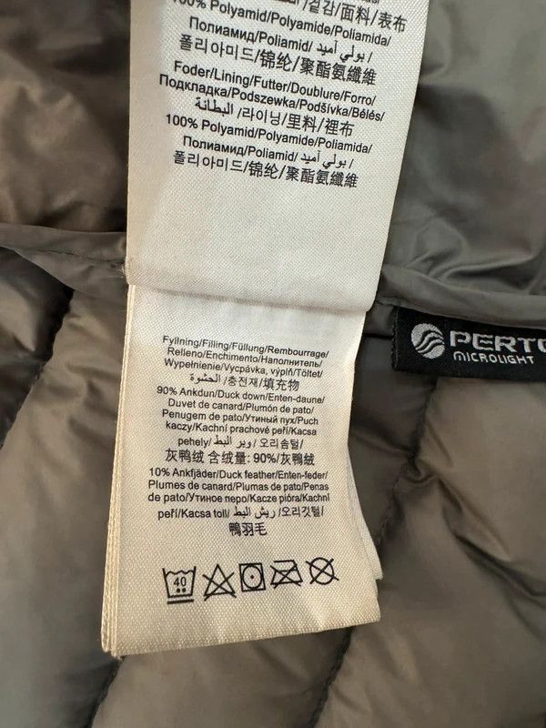 Peak Performance Peak Performance Frost Down R&D Jacket Pertex Microlight S Size US S / EU 44-46 / 1 - 11 Thumbnail