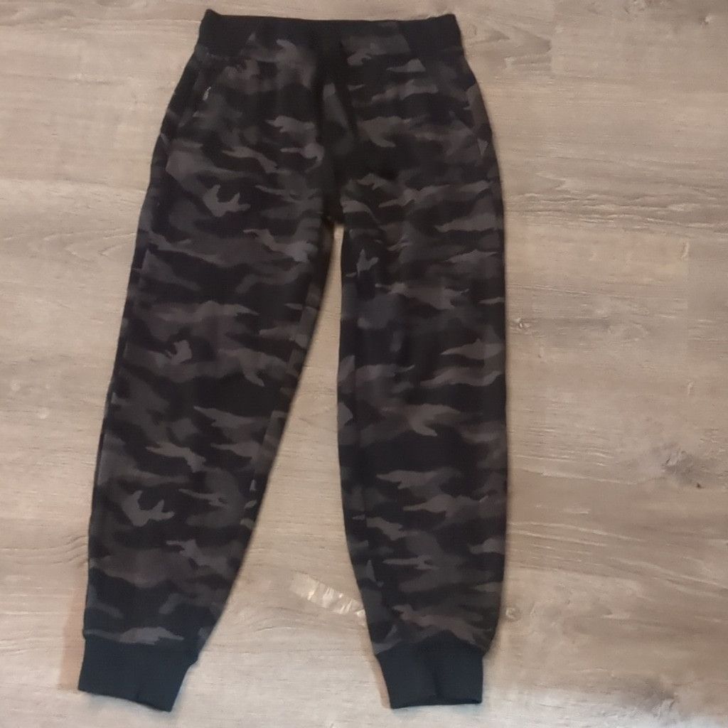 Athleta Athleta camo triumph joggers size XS Size 25" / US 0 / IT 36 - 1 Thumbnail