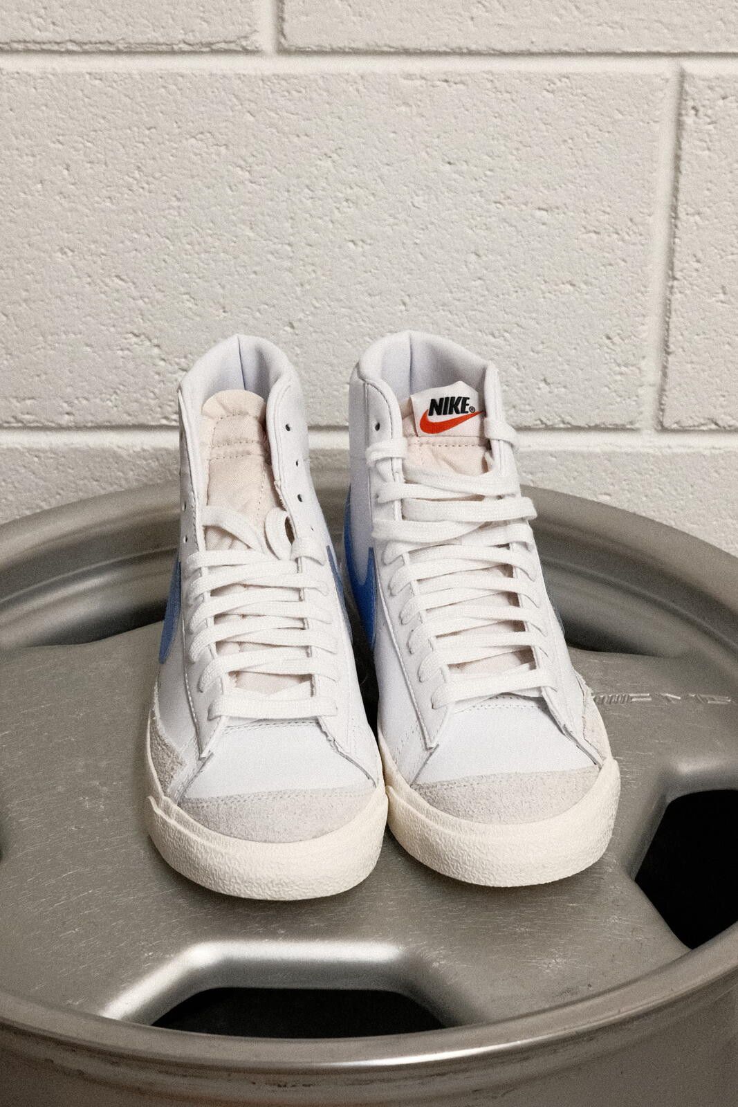 Nike Nike Blazer Mid White and Blue Sneakers US MEN 8.5 Size US 9 / EU 42 - 7 Thumbnail