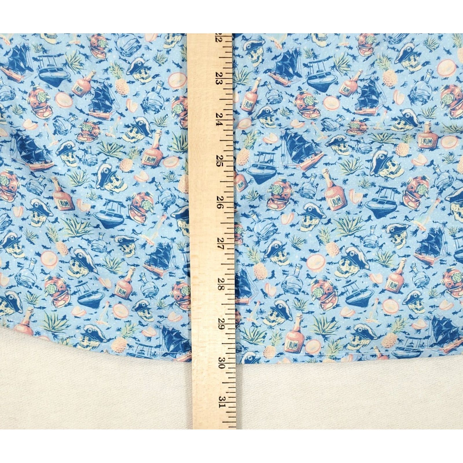 Peter Millar Peter Millar Button-Up Shirt Mens L Short Sleeve Blue Pirate Skull Rum Shirt Size US L / EU 52-54 / 3 - 7 Thumbnail