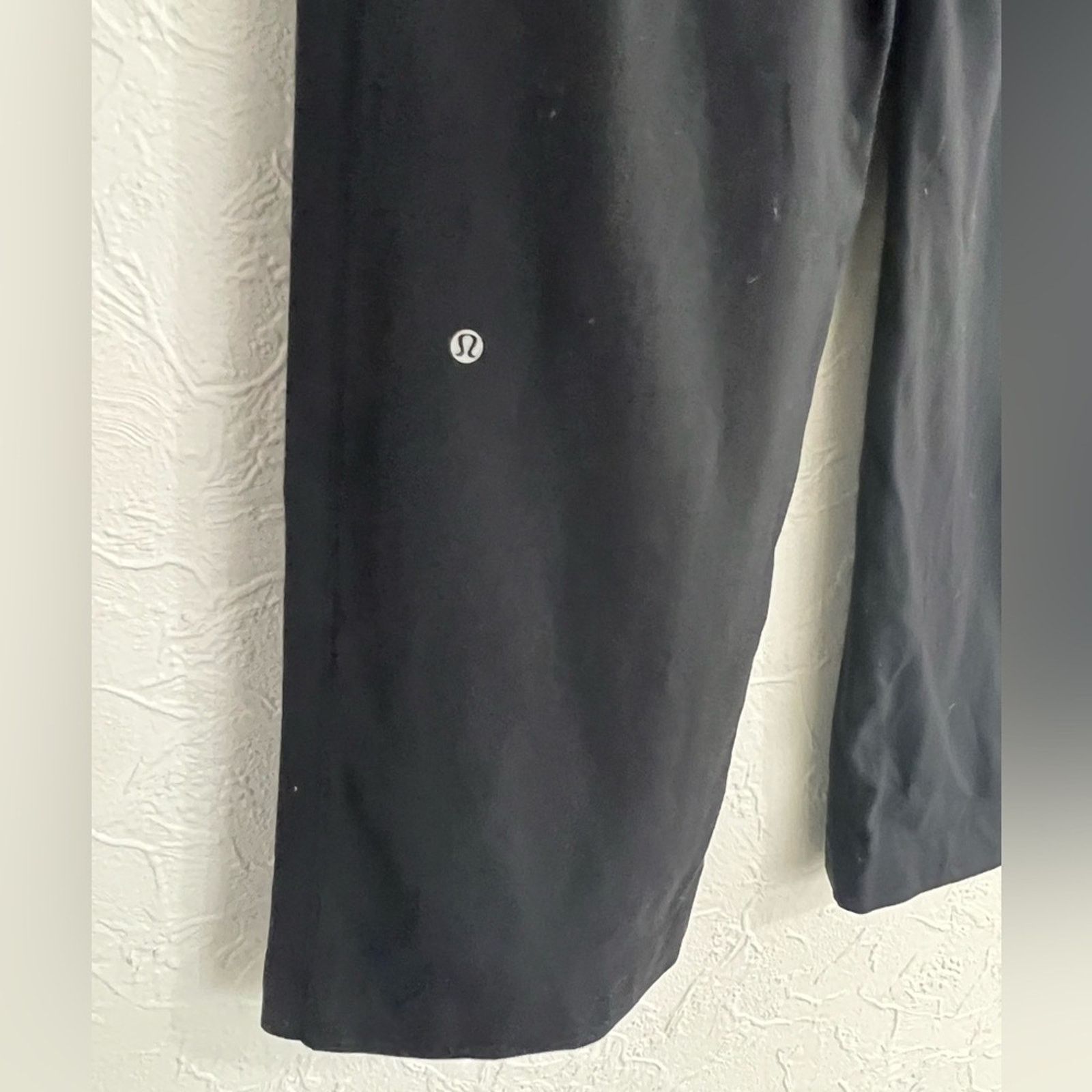 Lululemon Lululemon Keep Moving Pants High-Rise Size 8 Inseam 32 Nice Size 28" / US 6 / IT 42 - 3 Thumbnail