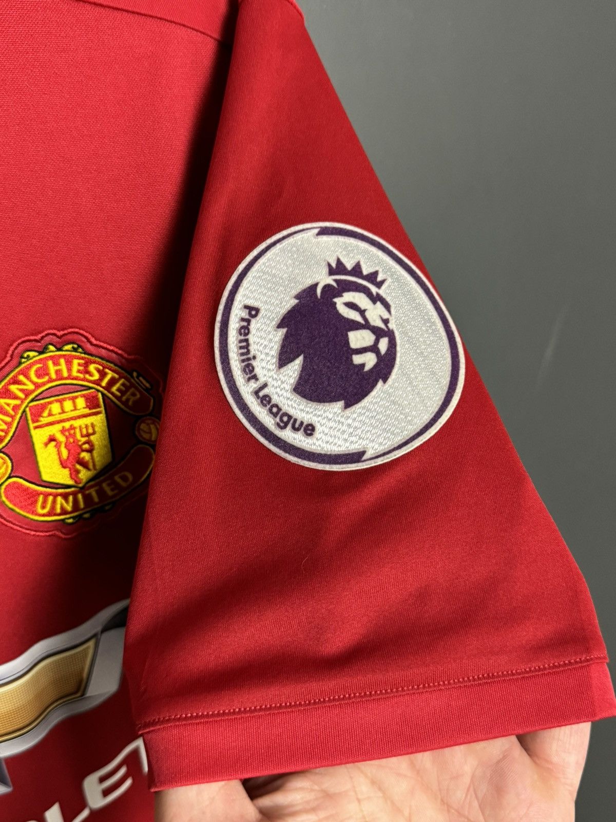 Adidas Manchester United 16/17 Home Pogba Football Jersey Size US S / EU 44-46 / 1 - 5 Thumbnail