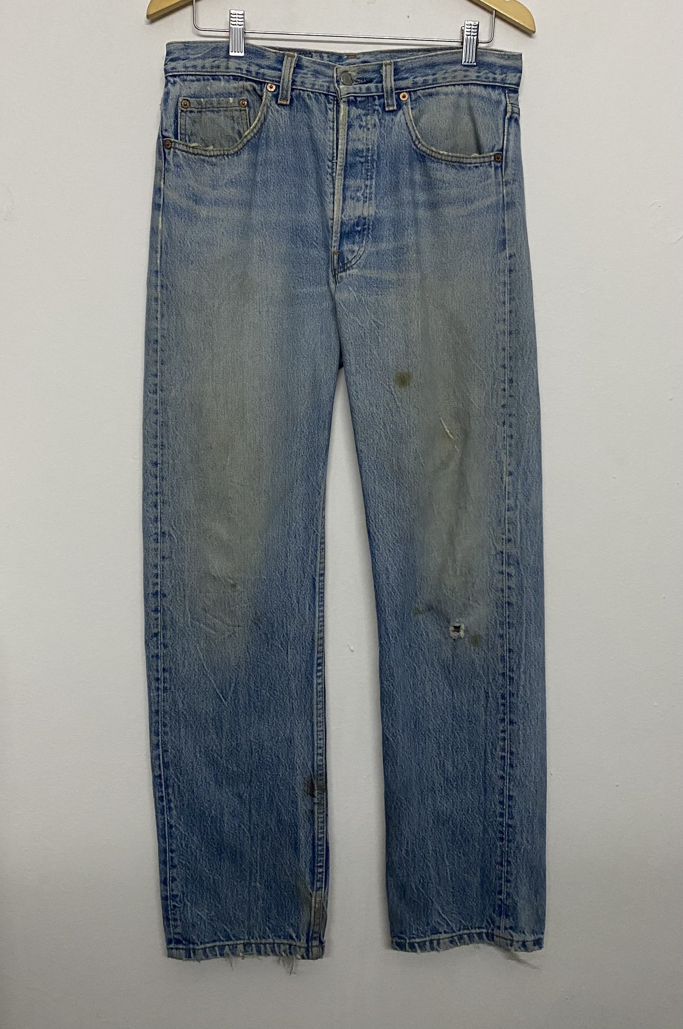 Levi's Vintage Clothing Vintage 90s Levi's 501 Light Wash Jeans Made in USA Size US 32 / EU 48 - 1 Thumbnail