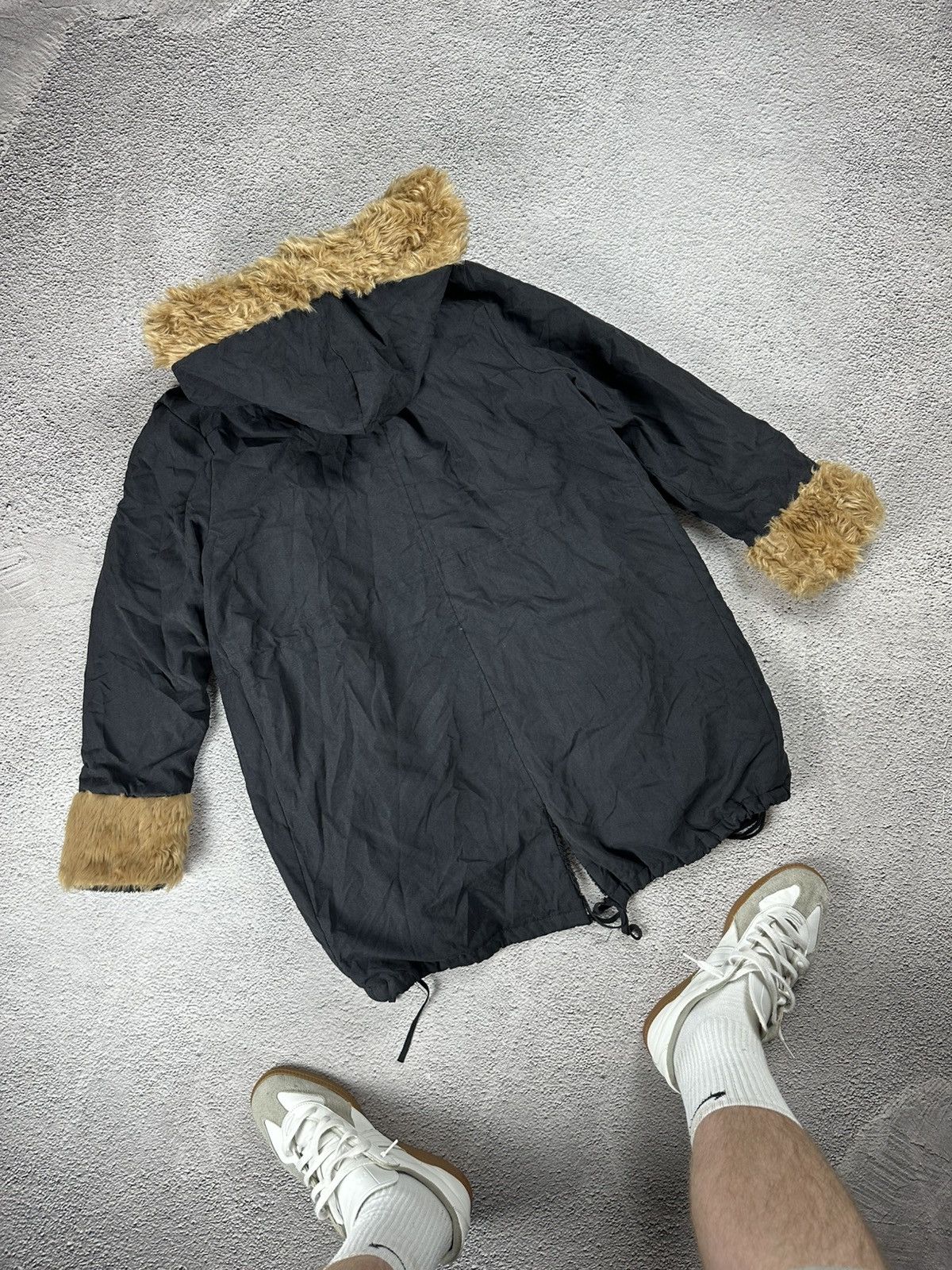 If Six Was Nine Fur Fuzzy Faux Jacket LGB Gothic Hype Coat Opium Parka Size M / US 6-8 / IT 42-44 - 2 Thumbnail