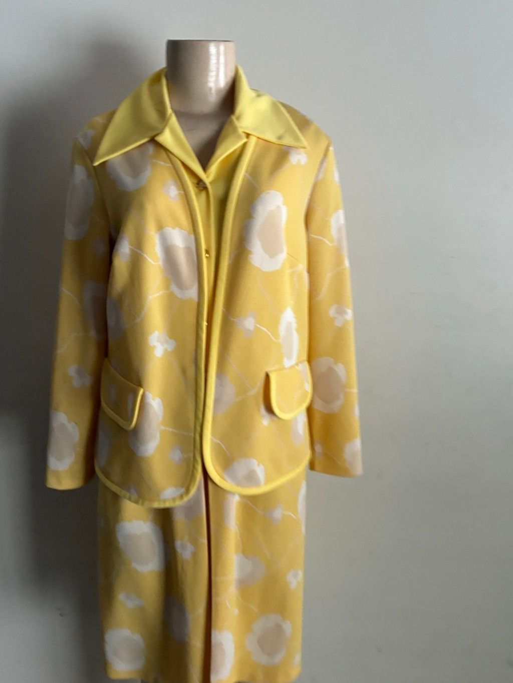 The Unbranded Brand Timeless Vintage 2pc Dress. Excellent condition Size L / US 10 / IT 46 - 1 Thumbnail