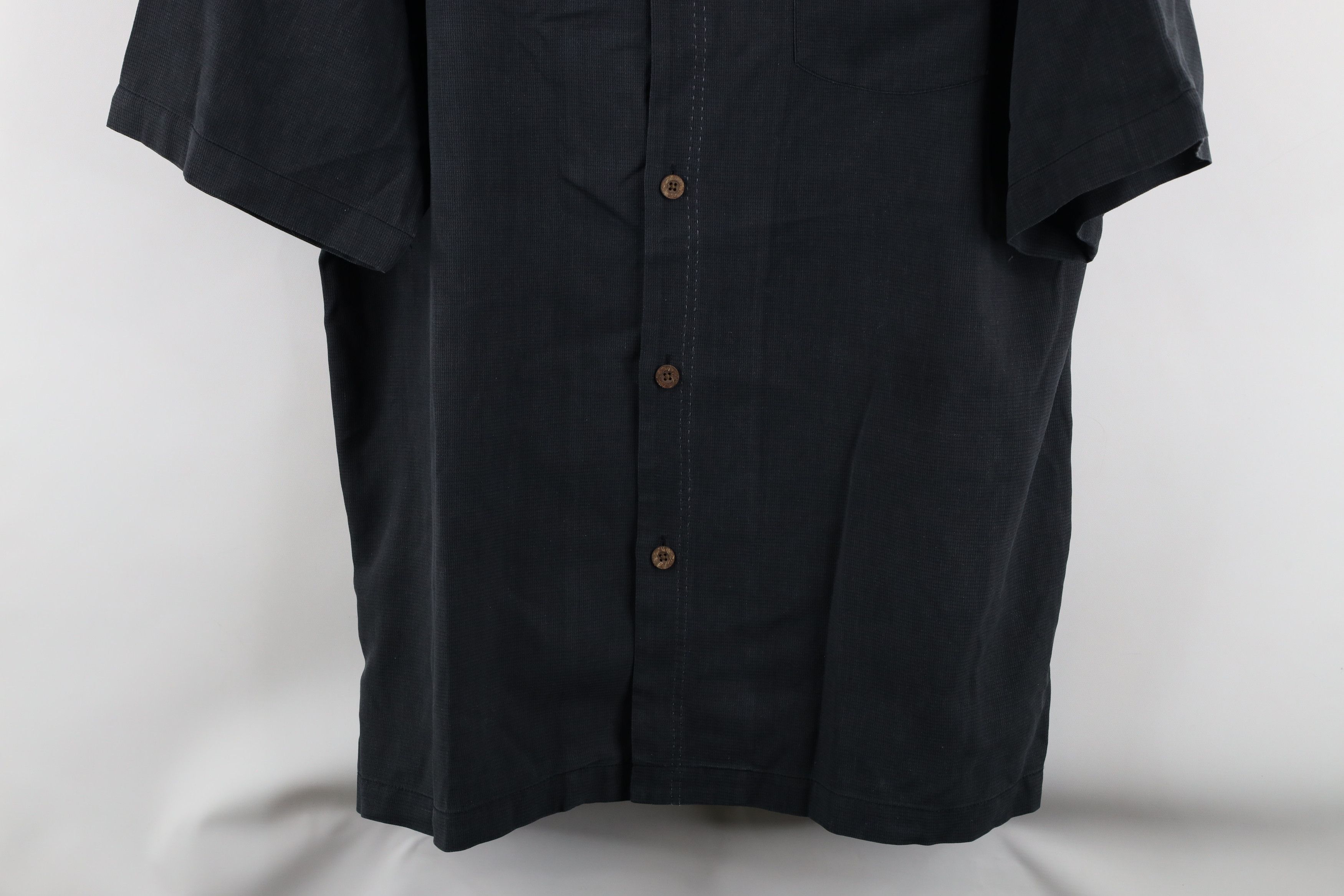 Tommy Bahama × Vintage Vintage Tommy Bahama Silk Blend Looped Collar Button Shirt Size US L / EU 52-54 / 3 - 3 Thumbnail