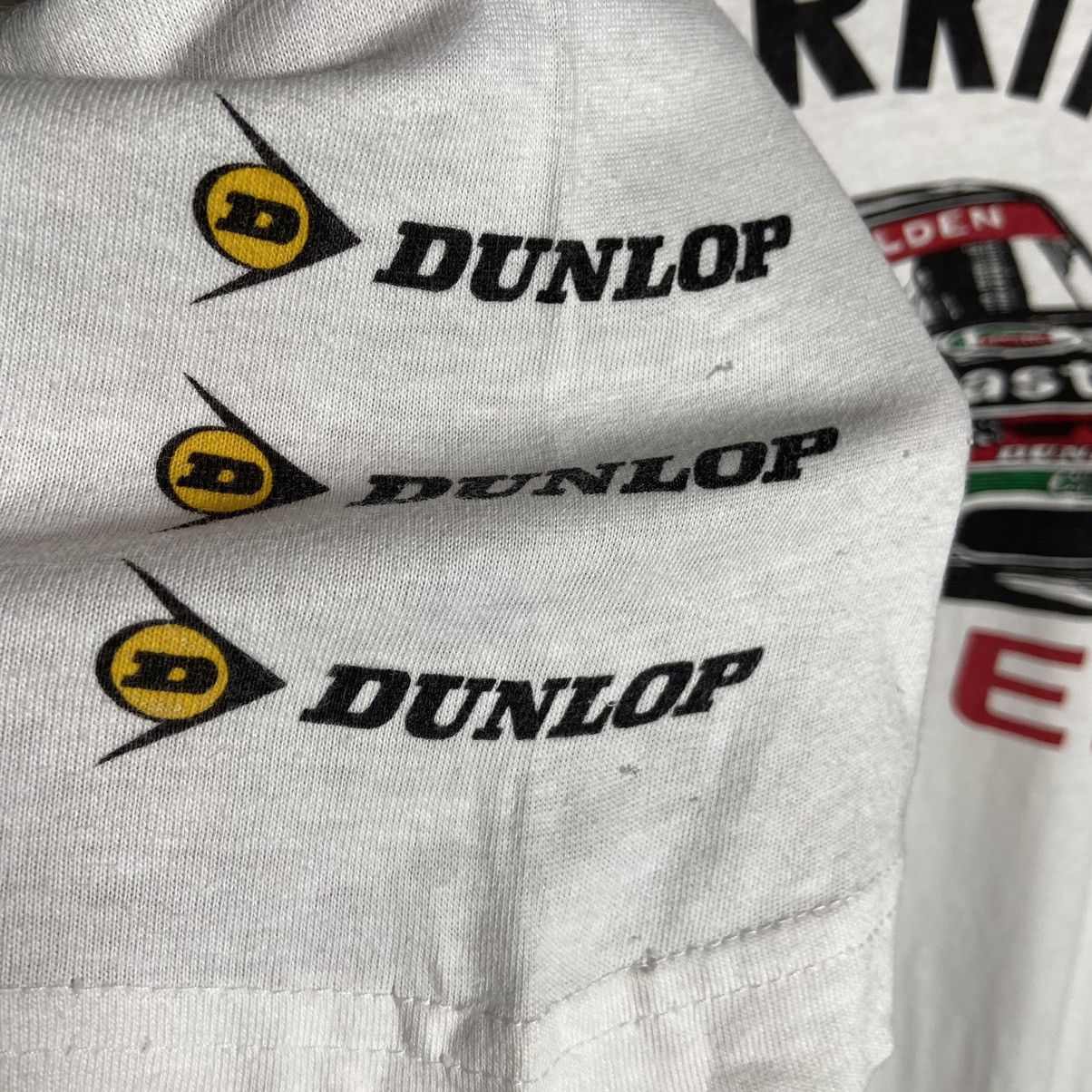 Vintage Vintage 90s Holden Moto Castrol Racing Car Tee / Dunlop Size US XL / EU 56 / 4 - 7 Thumbnail