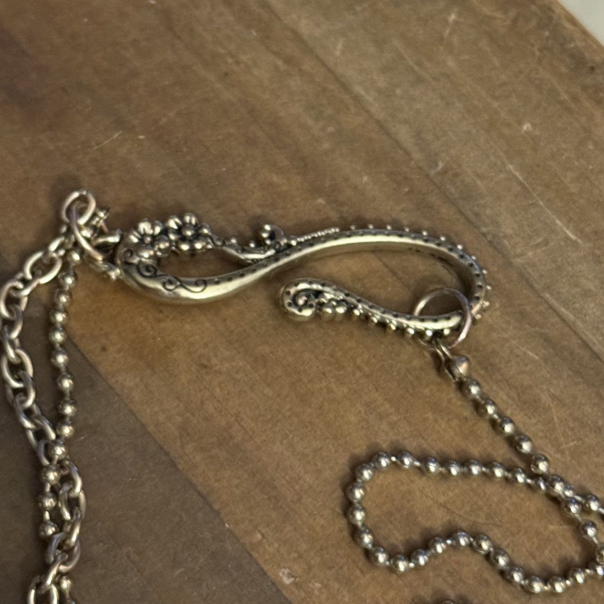 Other Gold tone Love theme charm tassel necklace Size ONE SIZE - 5 Thumbnail