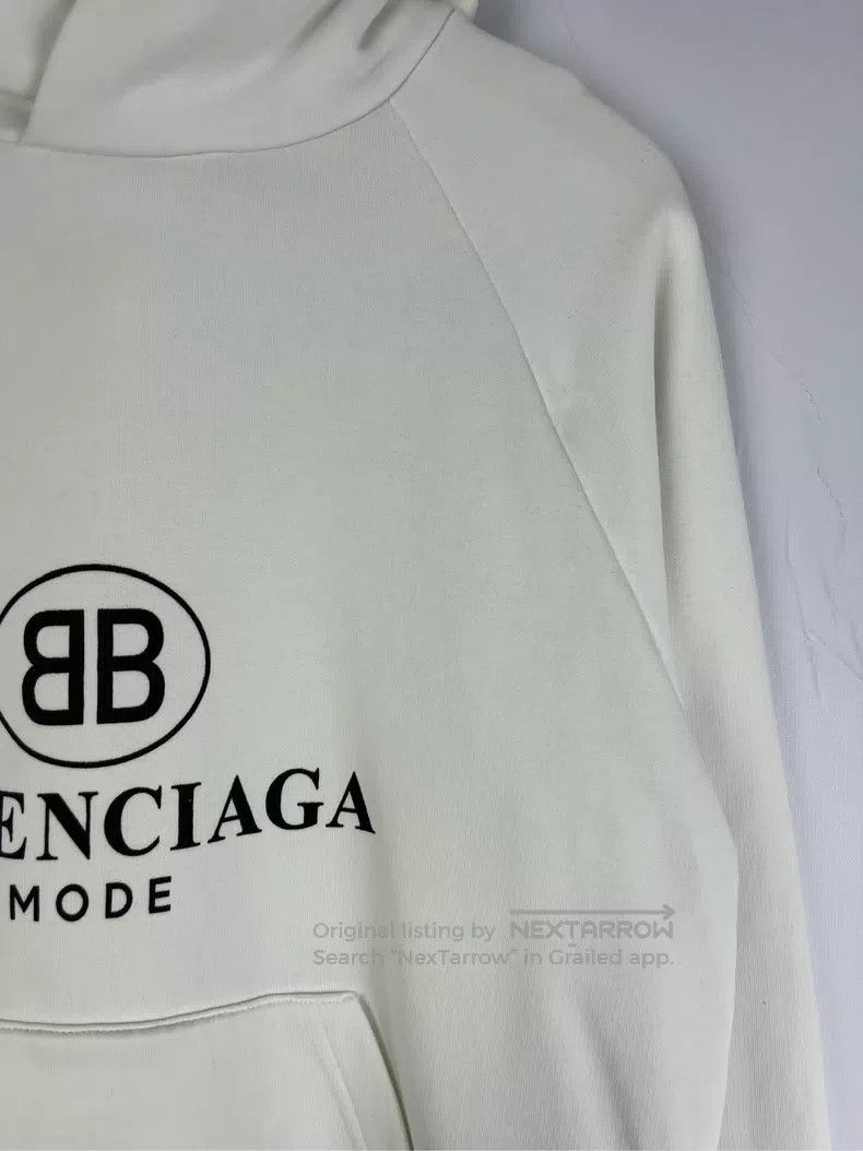 Balenciaga Balenciaga English Printed Hooded Long Sleeve Sweatshirt Size US XS / EU 42 / 0 - 3 Thumbnail
