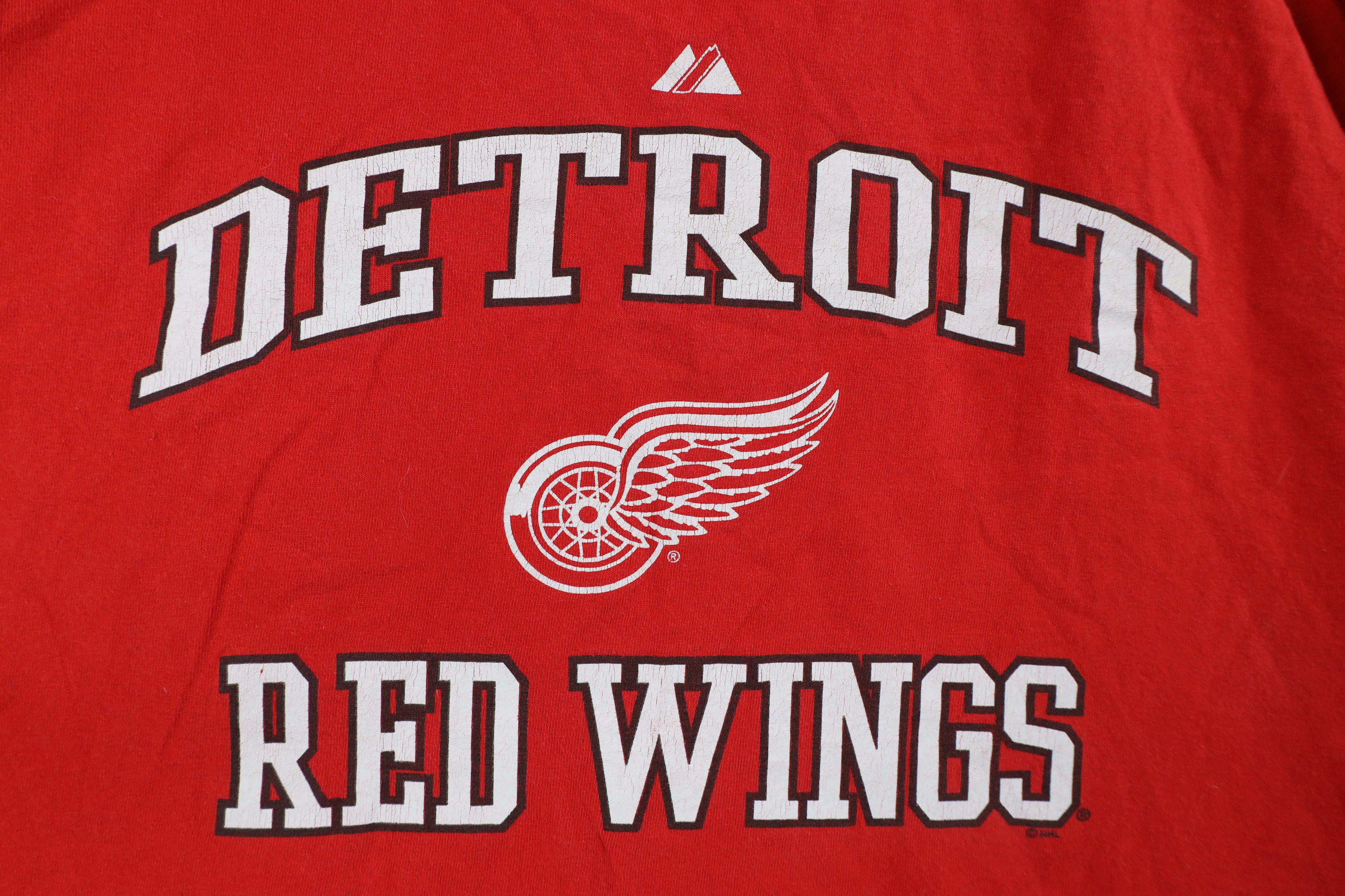 Majestic × Vintage Vintage Majestic Red Wings Hockey Long Sleeve T-Shirt Red Size US XL / EU 56 / 4 - 4 Thumbnail