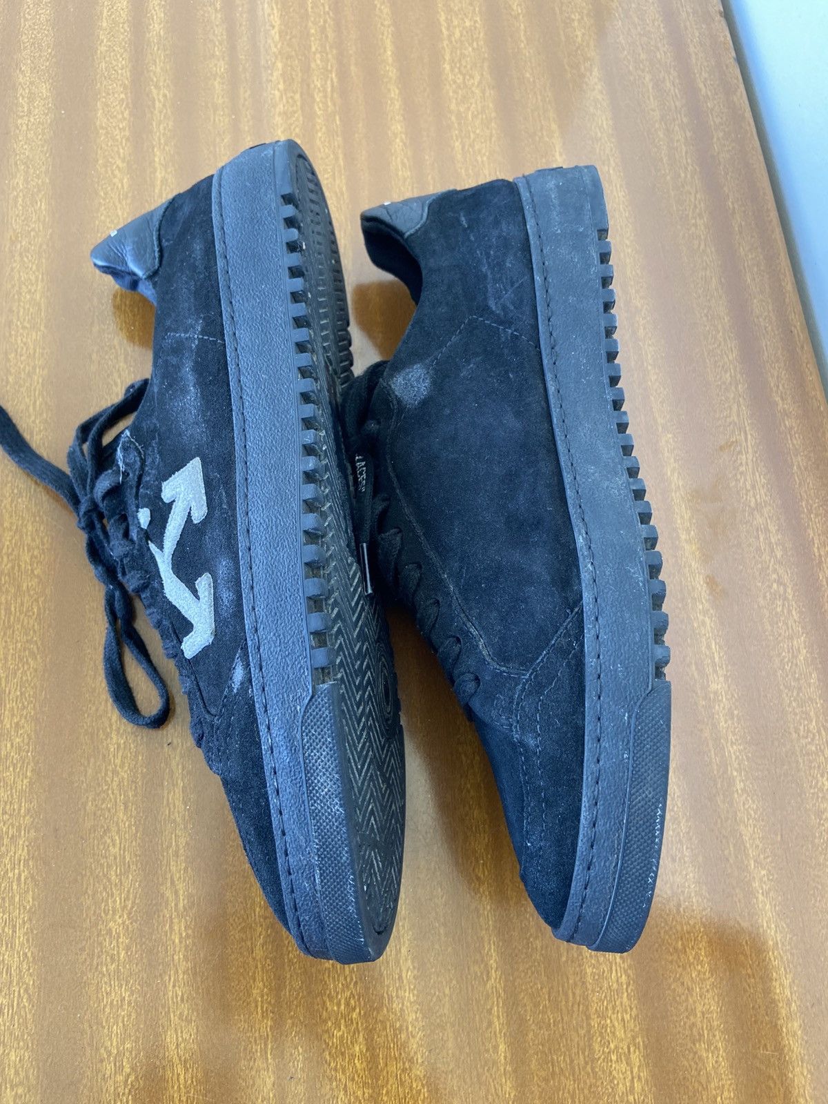 Off-White Off-white Size US 10 / EU 43 - 14 Thumbnail
