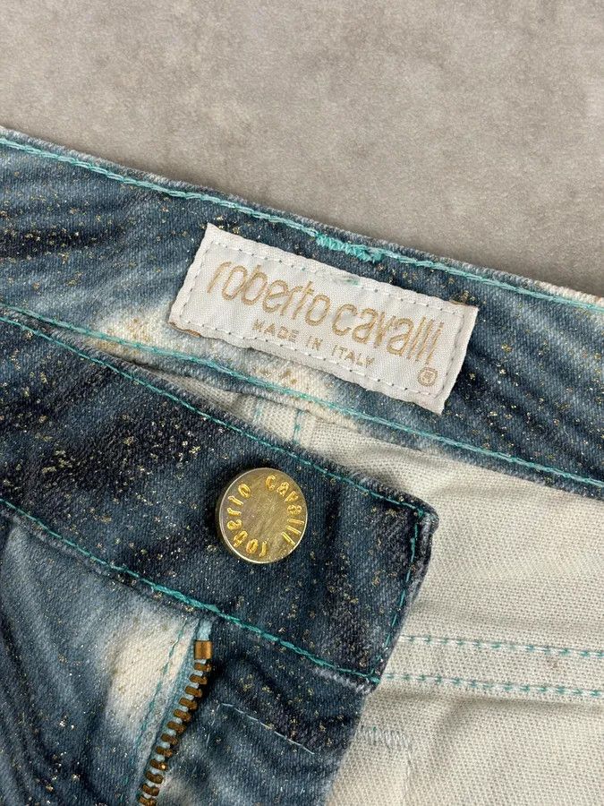 Roberto Cavalli SS2001 Roberto Cavalli Blue Denim Glitter Gradient Jeans Size 26" / US 2 / IT 38 - 11 Thumbnail