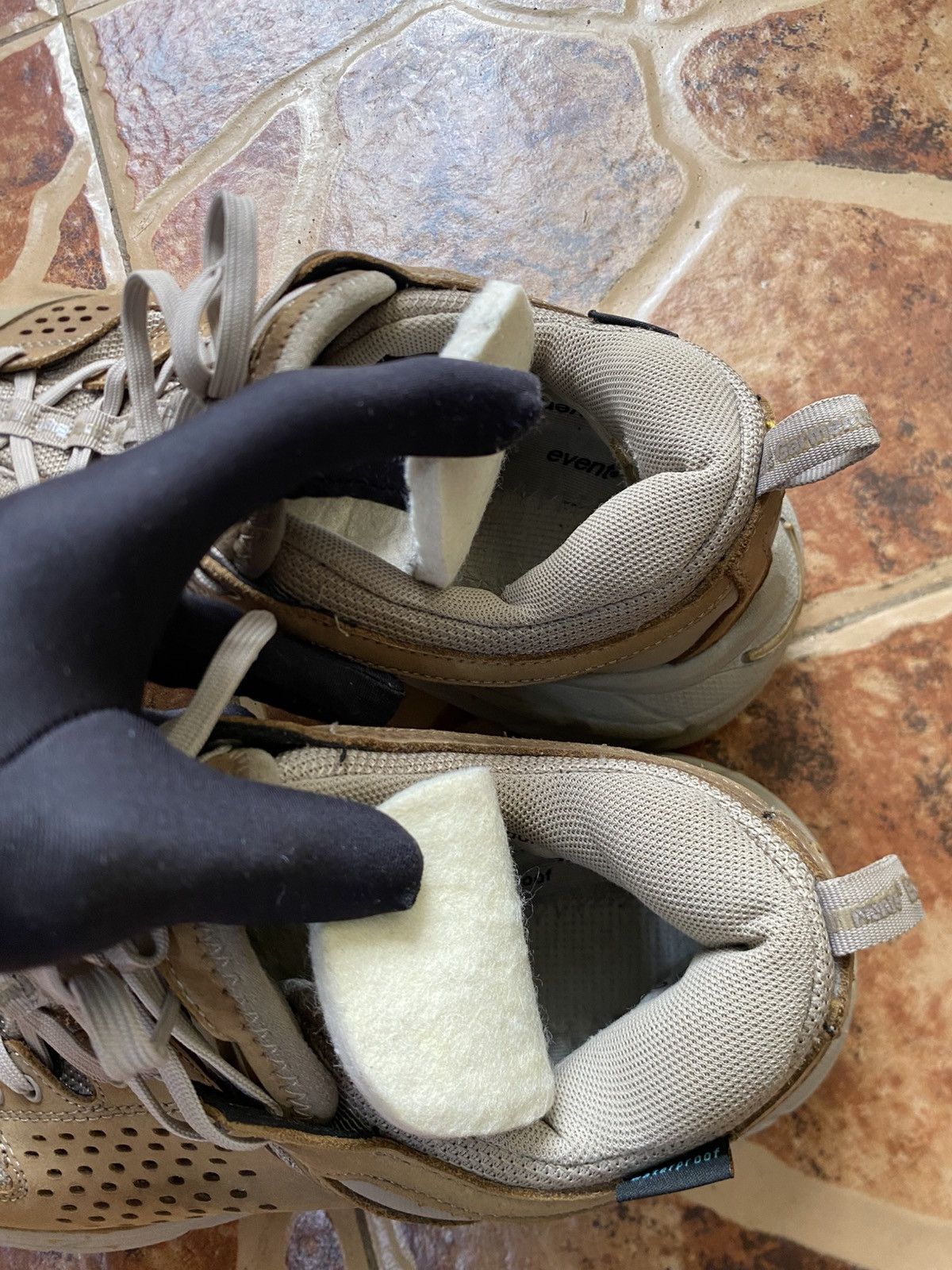 Engineered Garments × Hoka Hoka One x Engineered Garments Size US 9 / EU 42 - 13 Thumbnail
