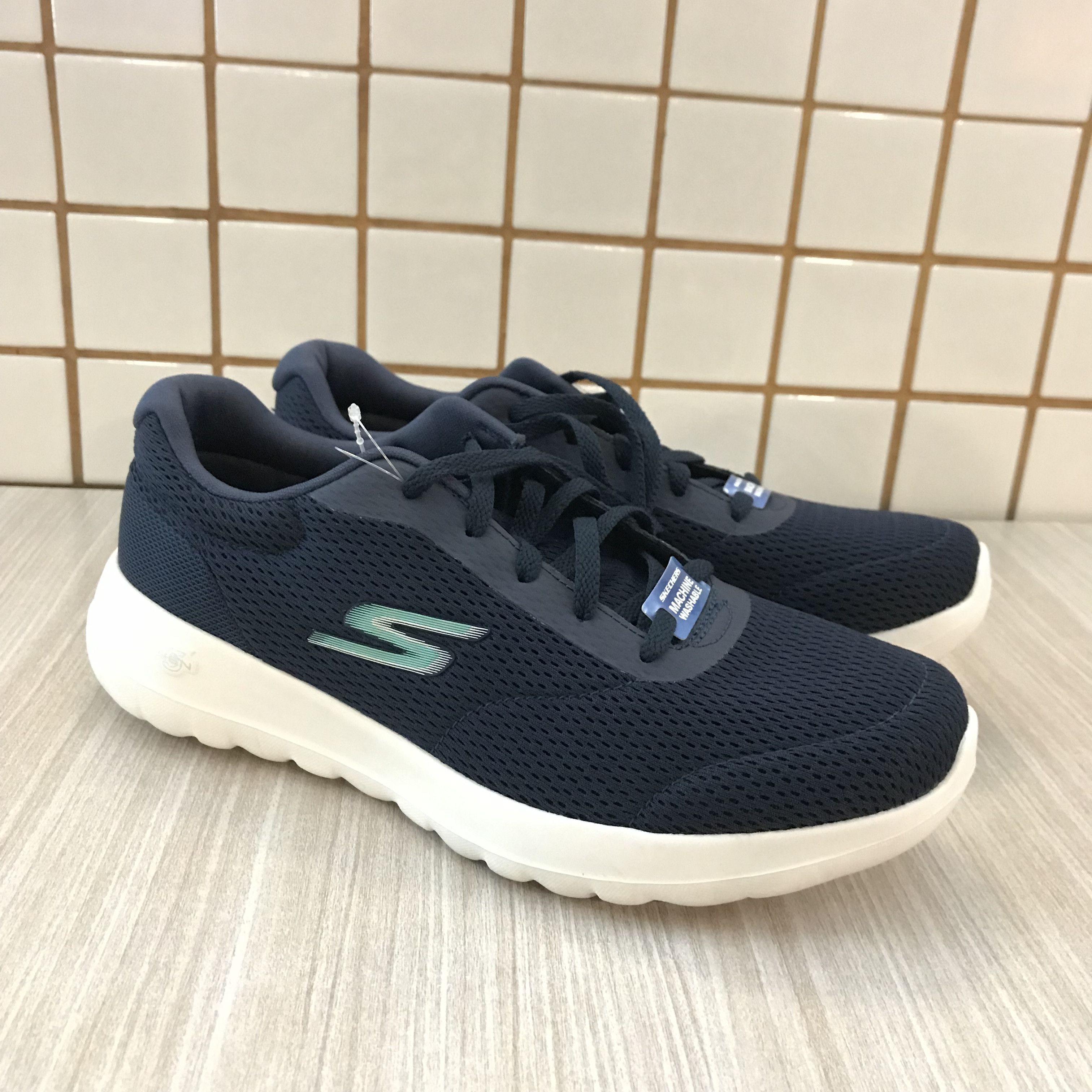 SKECHERS Skechers Run Running Go Skechers GOwalk Joy - Adie tennis Size US 5 / IT 35 - 6 Thumbnail