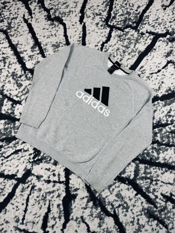 Adidas Adidas crewneck sweatshirt gray logo S Size US S / EU 44-46 / 1 - 2 Thumbnail