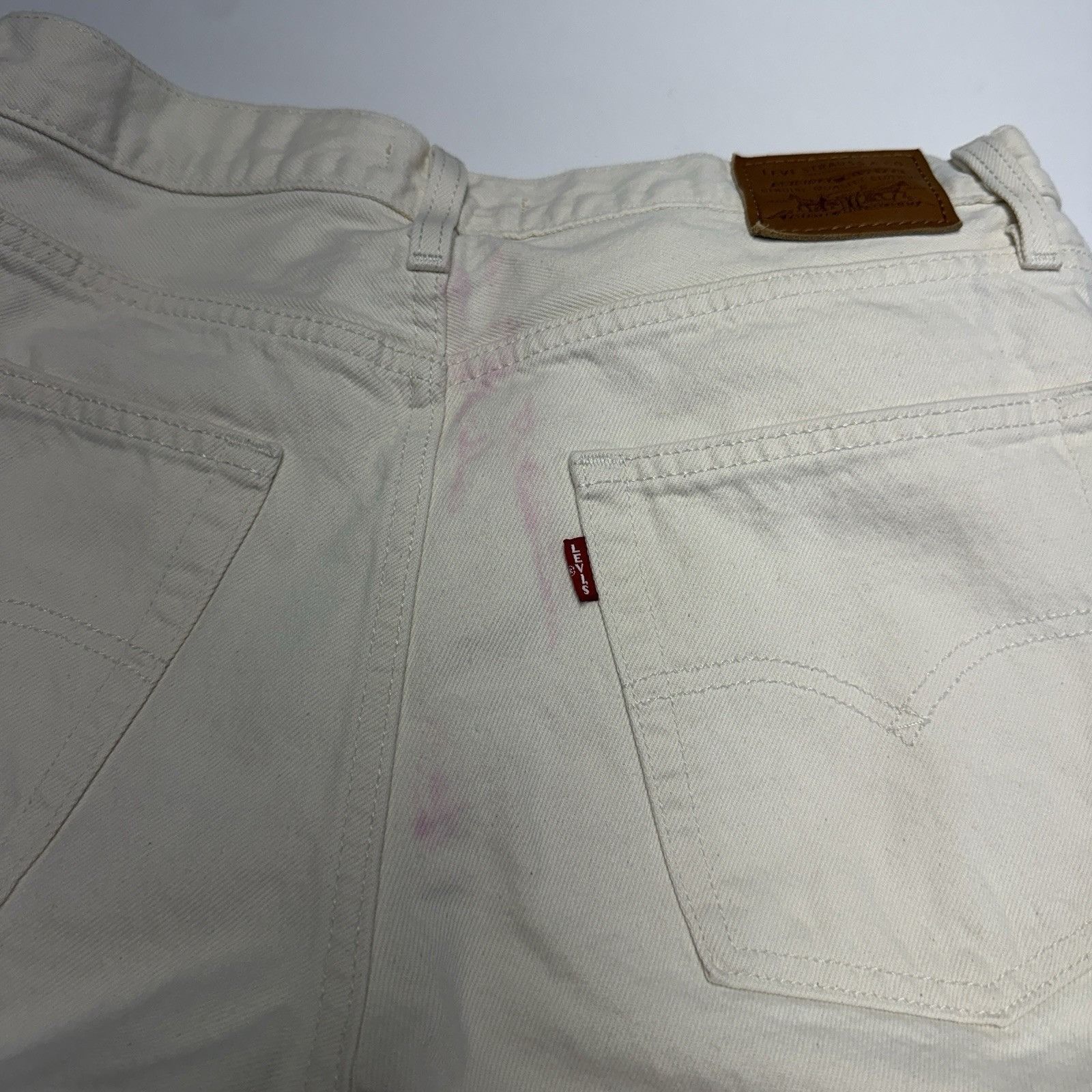 Levi's Levi's Premium Womens Baggy Dad Jeans Size 30 White (32x30) Size 30" / US 8 / IT 44 - 3 Thumbnail
