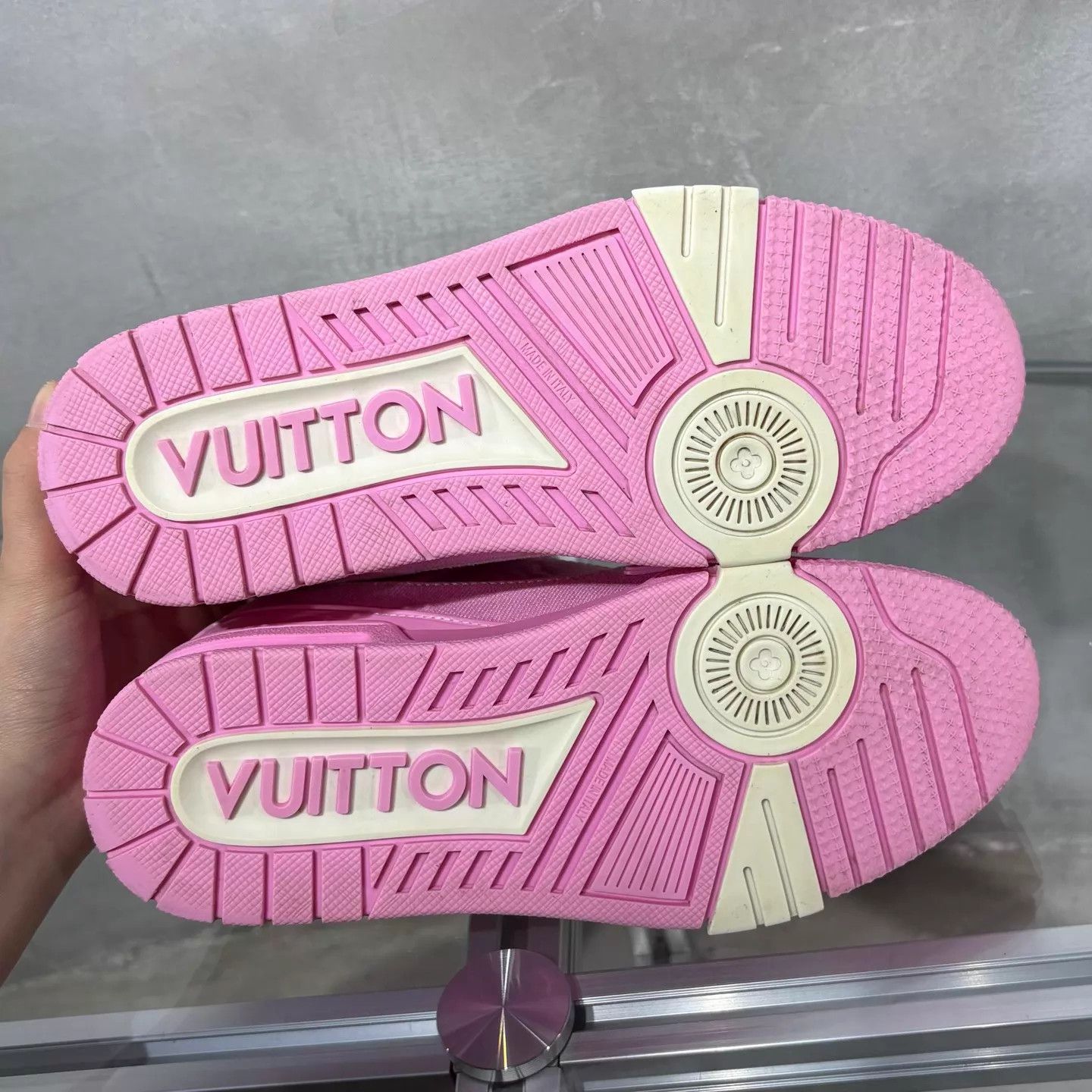Louis Vuitton LV Trainer Pink Denim UK3.5 EU37.5 Size US 7 / IT 37 - 7 Thumbnail